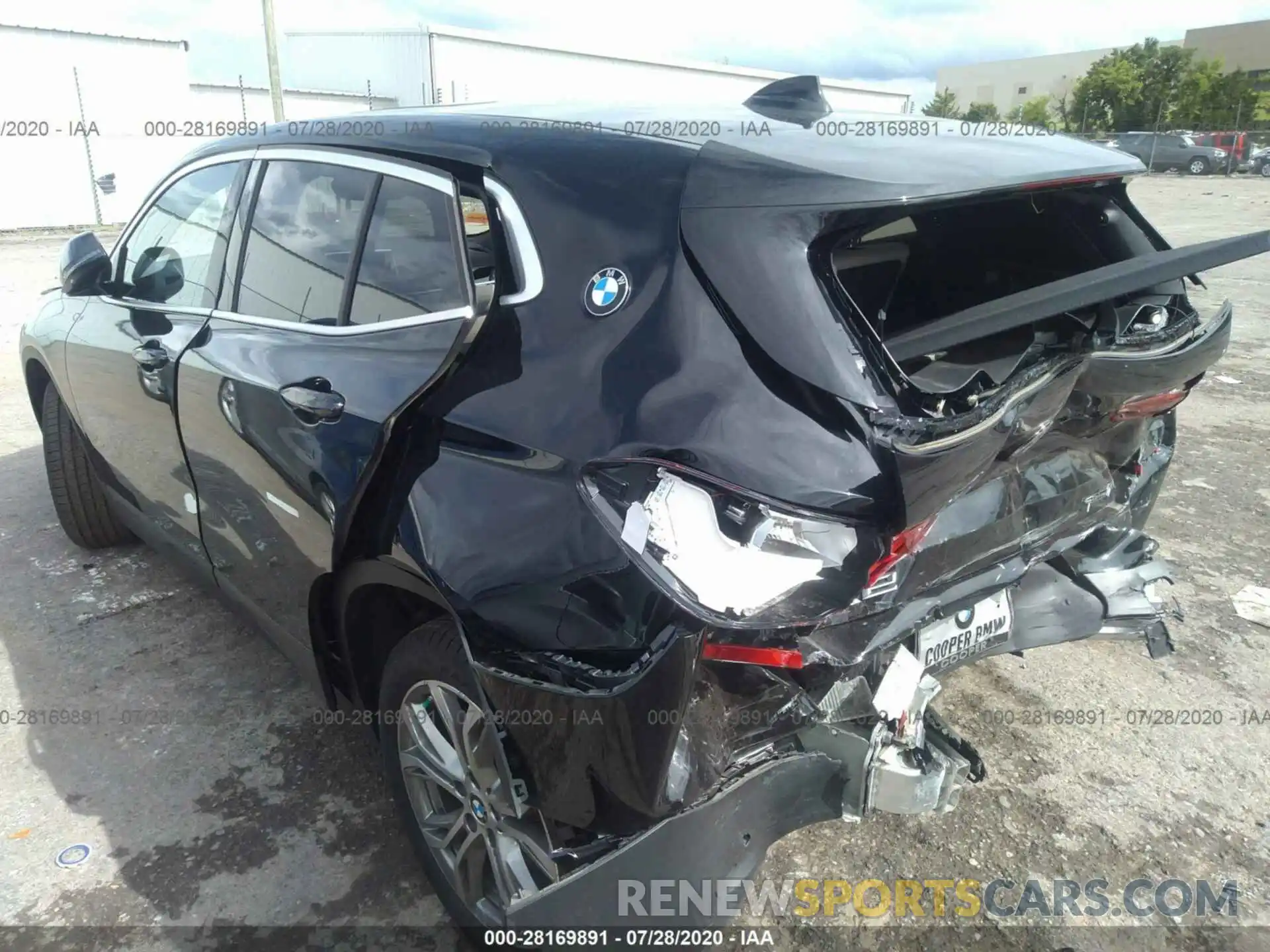 3 Фотография поврежденного автомобиля WBXYH9C07L5P23317 BMW X2 2020