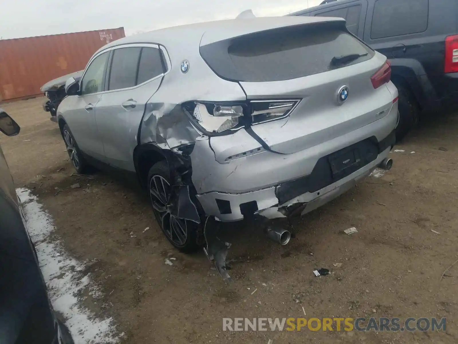 3 Photograph of a damaged car WBXYH9C07L5P58195 BMW X2 2020