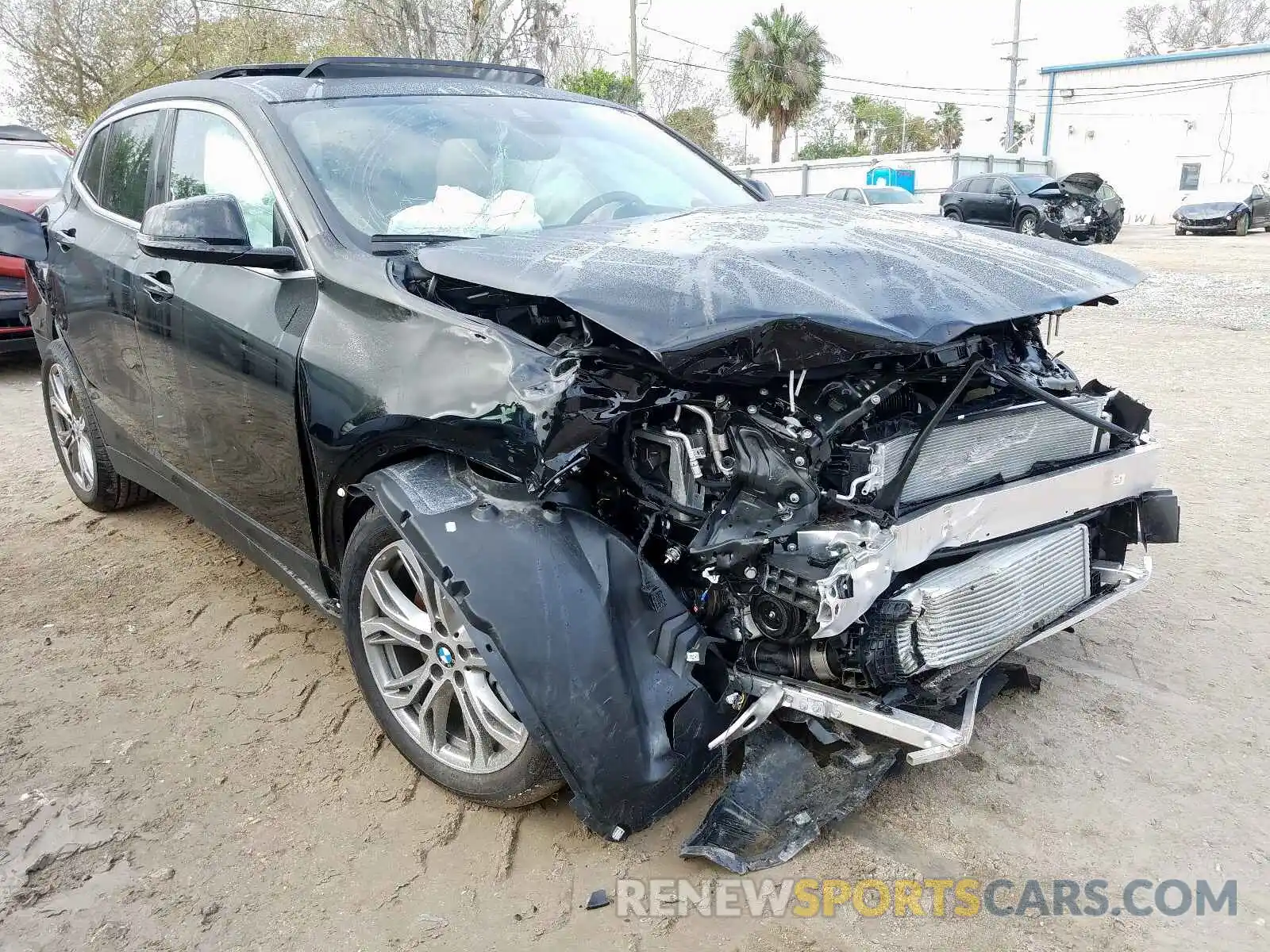 1 Photograph of a damaged car WBXYH9C08L5P36142 BMW X2 2020