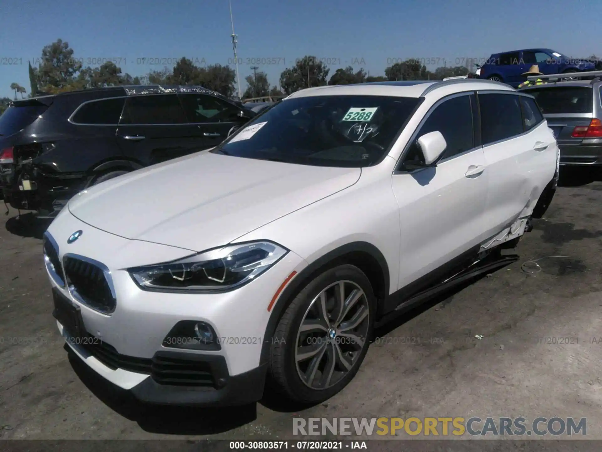 2 Photograph of a damaged car WBXYH9C08L5P47397 BMW X2 2020