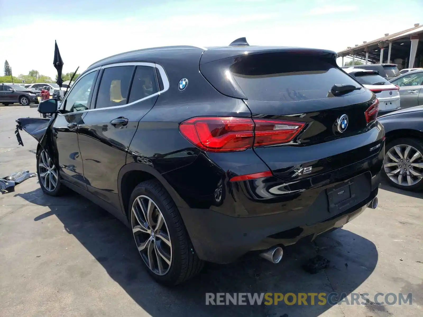 3 Photograph of a damaged car WBXYH9C09L5N99647 BMW X2 2020