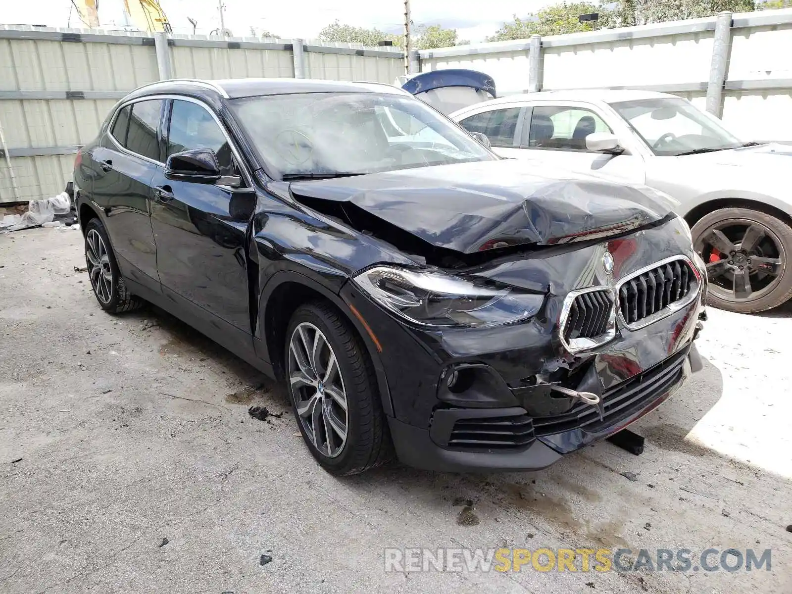 1 Photograph of a damaged car WBXYH9C09L5P33721 BMW X2 2020