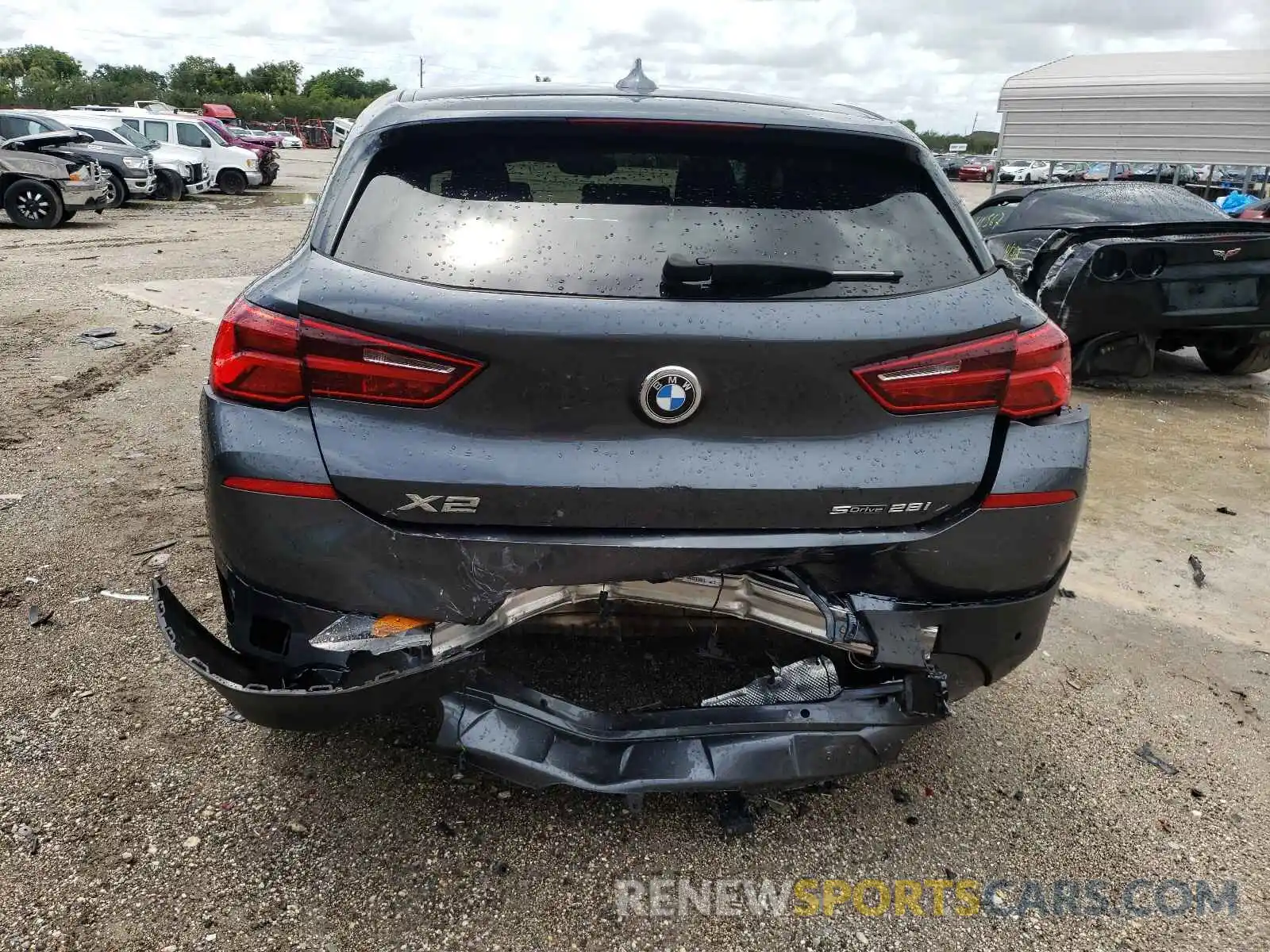 9 Photograph of a damaged car WBXYH9C0XL5P27698 BMW X2 2020