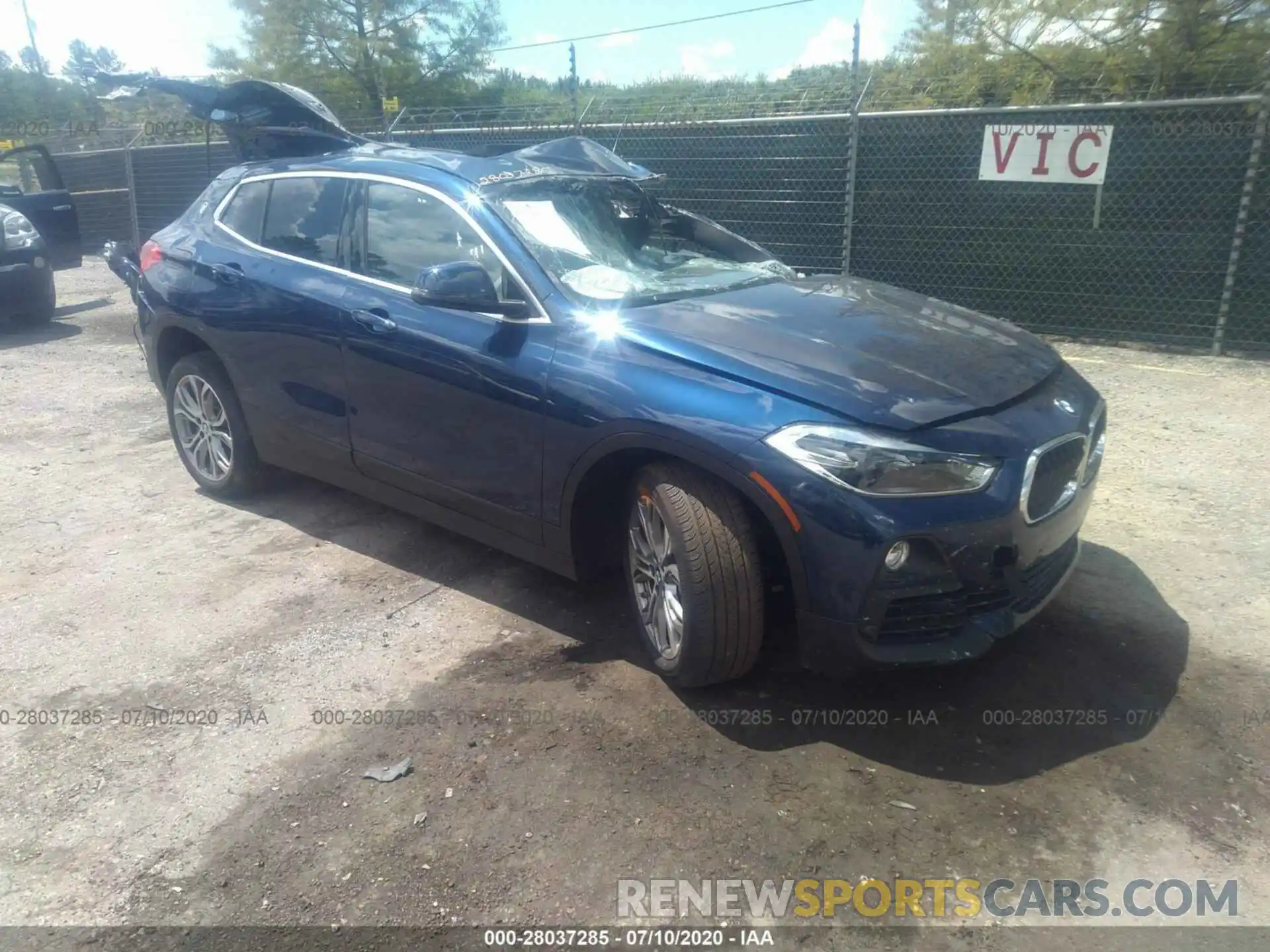 1 Photograph of a damaged car WBXYH9C0XL5P41391 BMW X2 2020