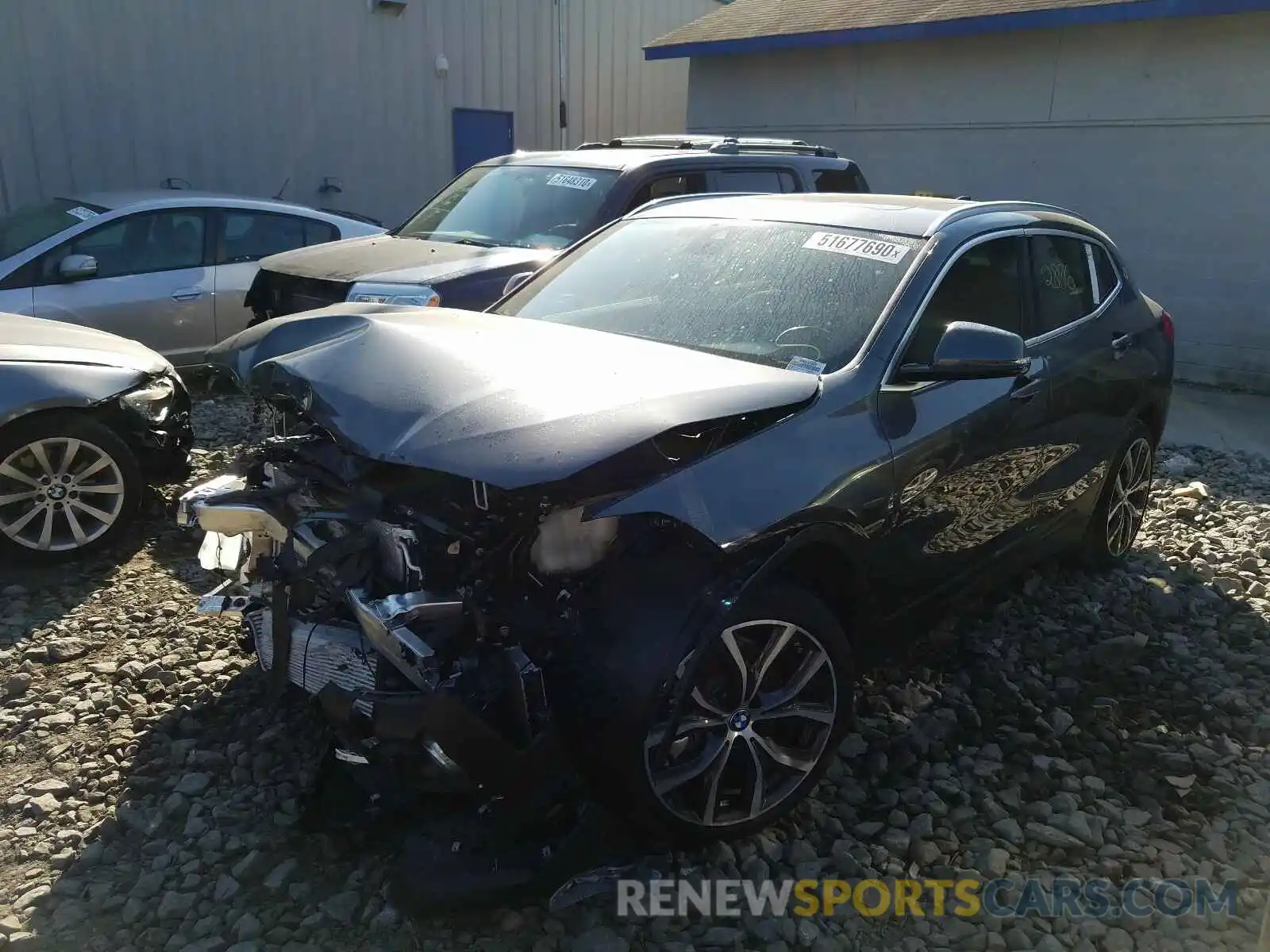 2 Фотография поврежденного автомобиля WBXYH9C0XL5P74648 BMW X2 2020