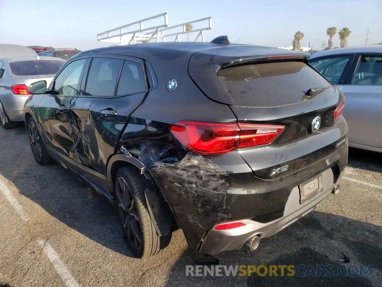 3 Photograph of a damaged car WBXYH9C0XL5R41817 BMW X2 2020