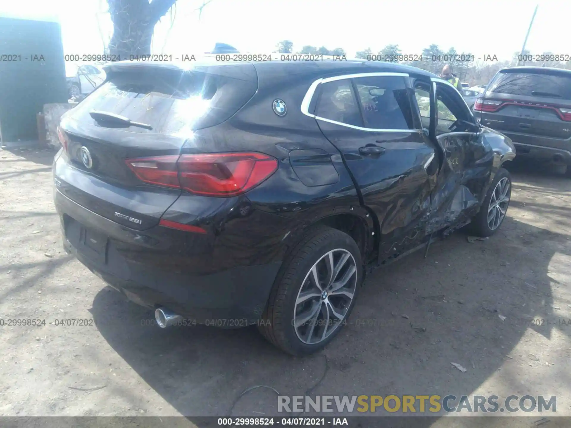 4 Фотография поврежденного автомобиля WBXYJ1C01L5P74723 BMW X2 2020
