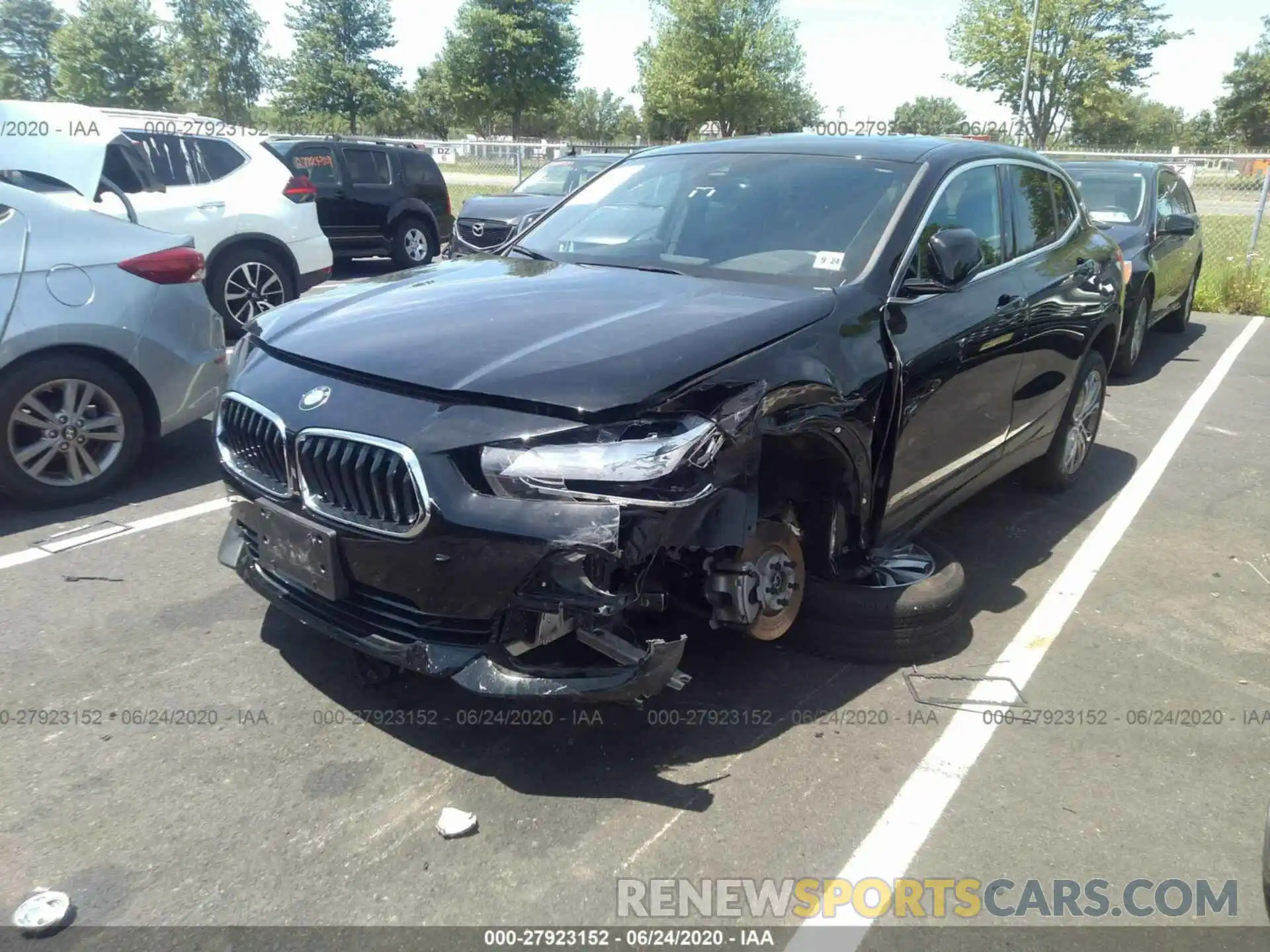 2 Фотография поврежденного автомобиля WBXYJ1C02L5P08925 BMW X2 2020
