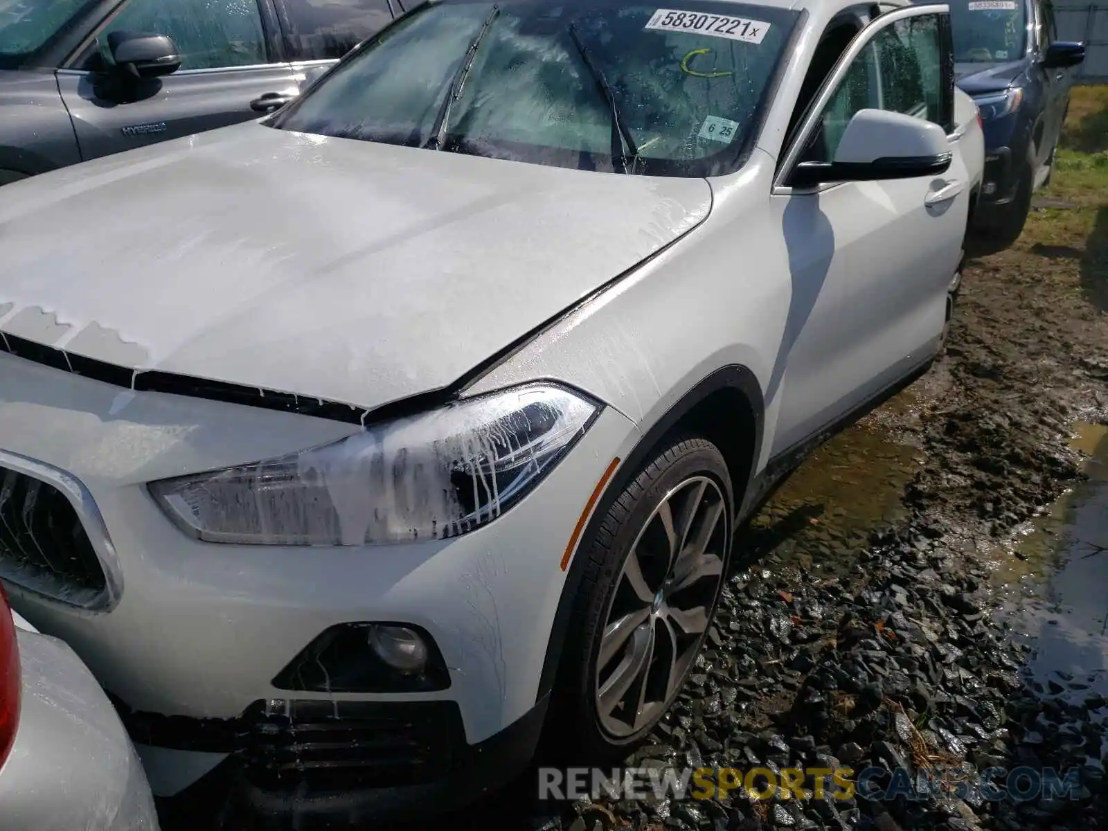 2 Photograph of a damaged car WBXYJ1C04L5R19365 BMW X2 2020