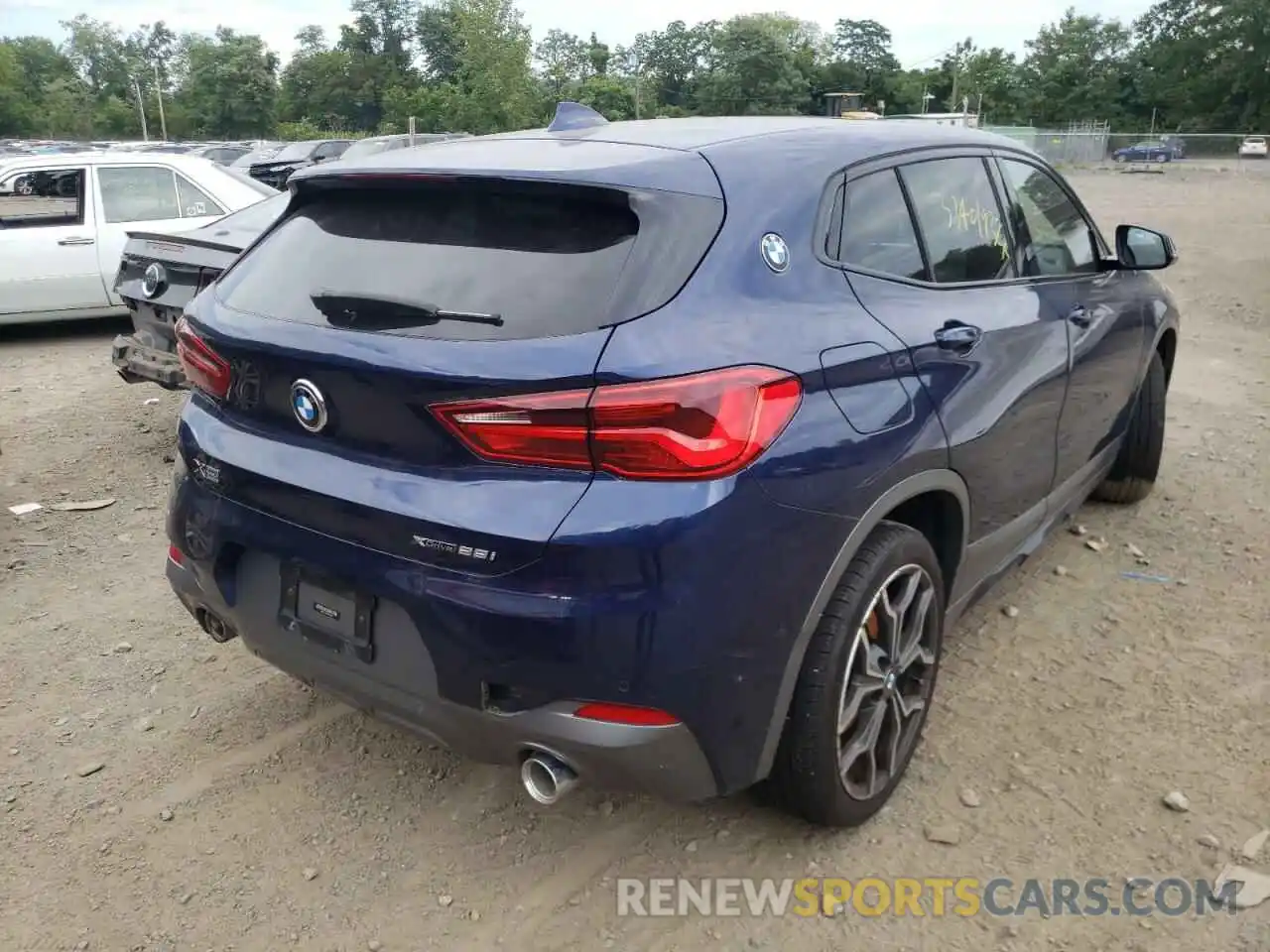 4 Photograph of a damaged car WBXYJ1C08L5P04197 BMW X2 2020