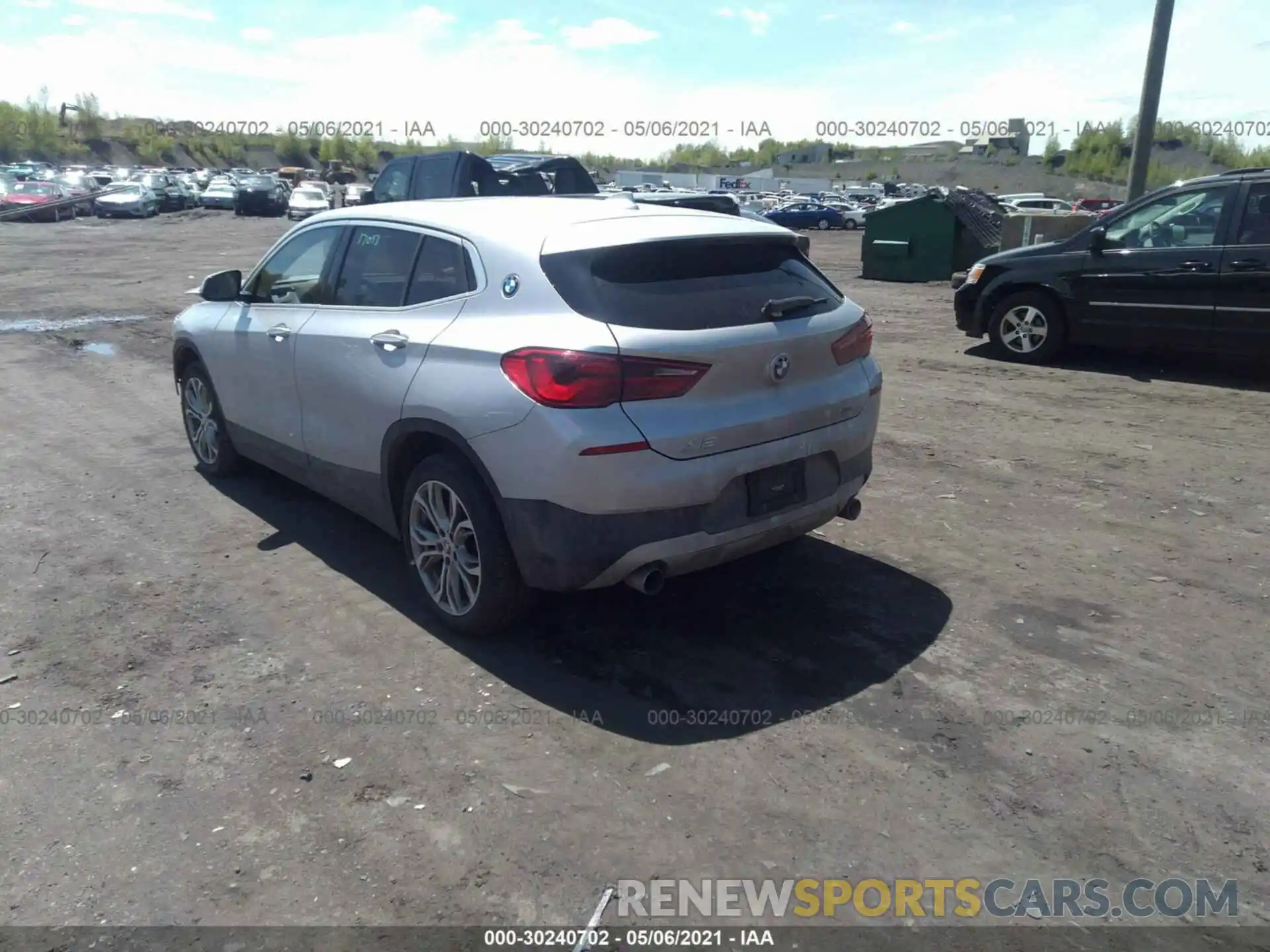 3 Photograph of a damaged car WBXYJ1C08L5P24028 BMW X2 2020