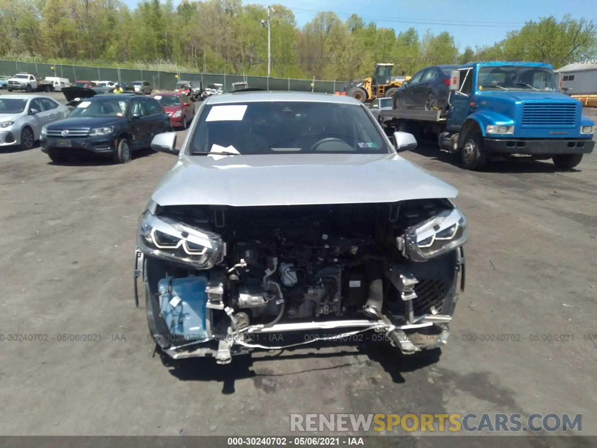 6 Photograph of a damaged car WBXYJ1C08L5P24028 BMW X2 2020