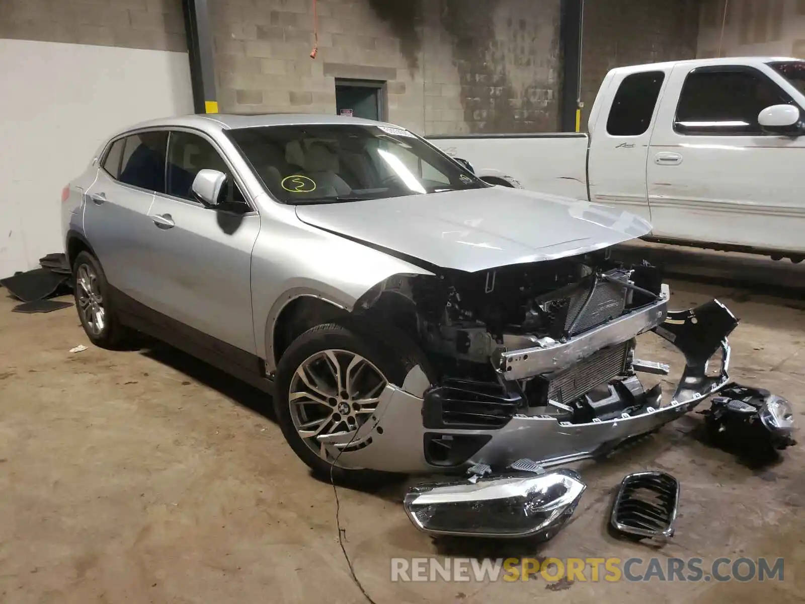 1 Фотография поврежденного автомобиля WBXYJ1C08L5P30279 BMW X2 2020