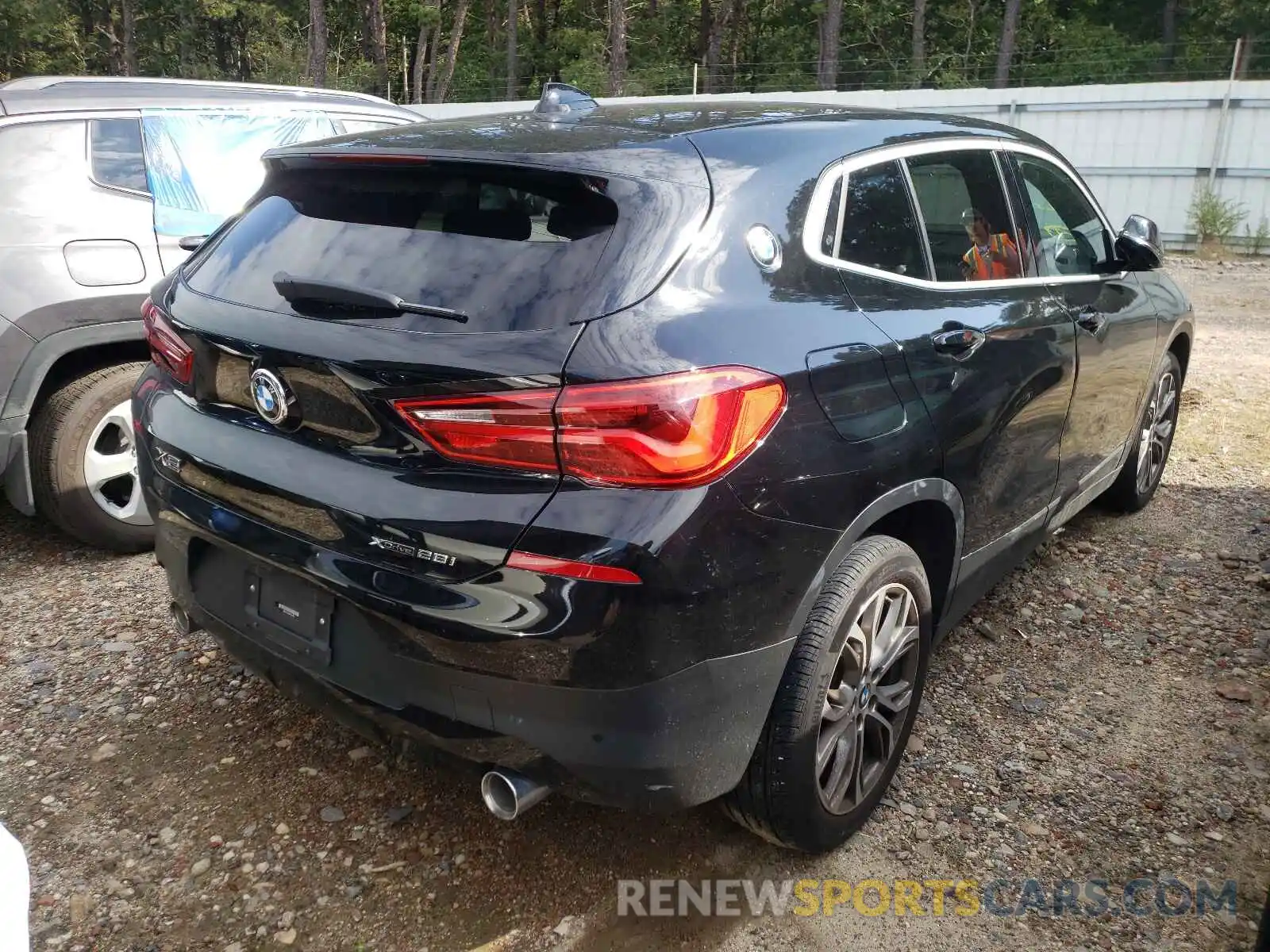 4 Photograph of a damaged car WBXYJ1C08L5R35035 BMW X2 2020