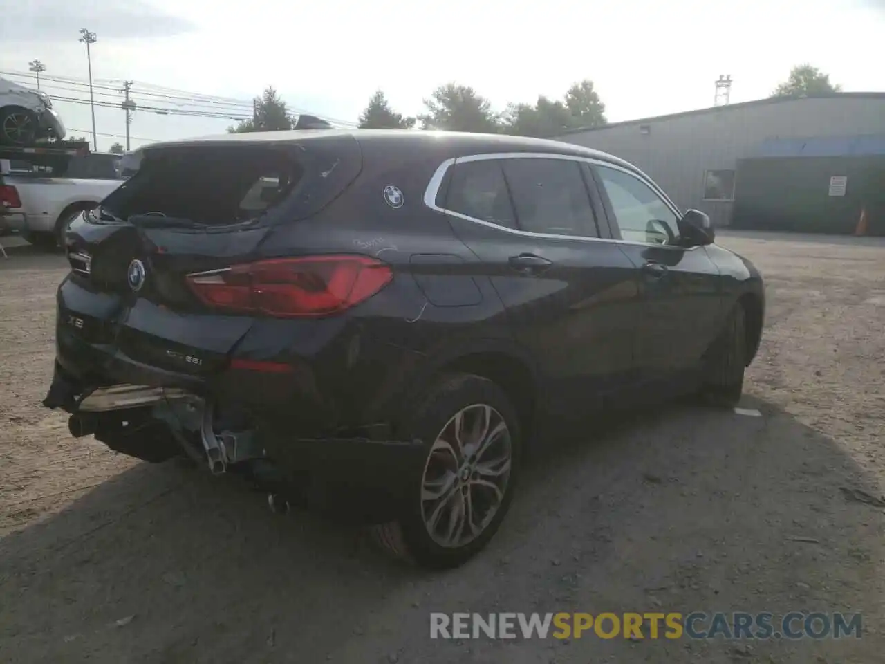 4 Photograph of a damaged car WBXYJ1C09L5P23633 BMW X2 2020