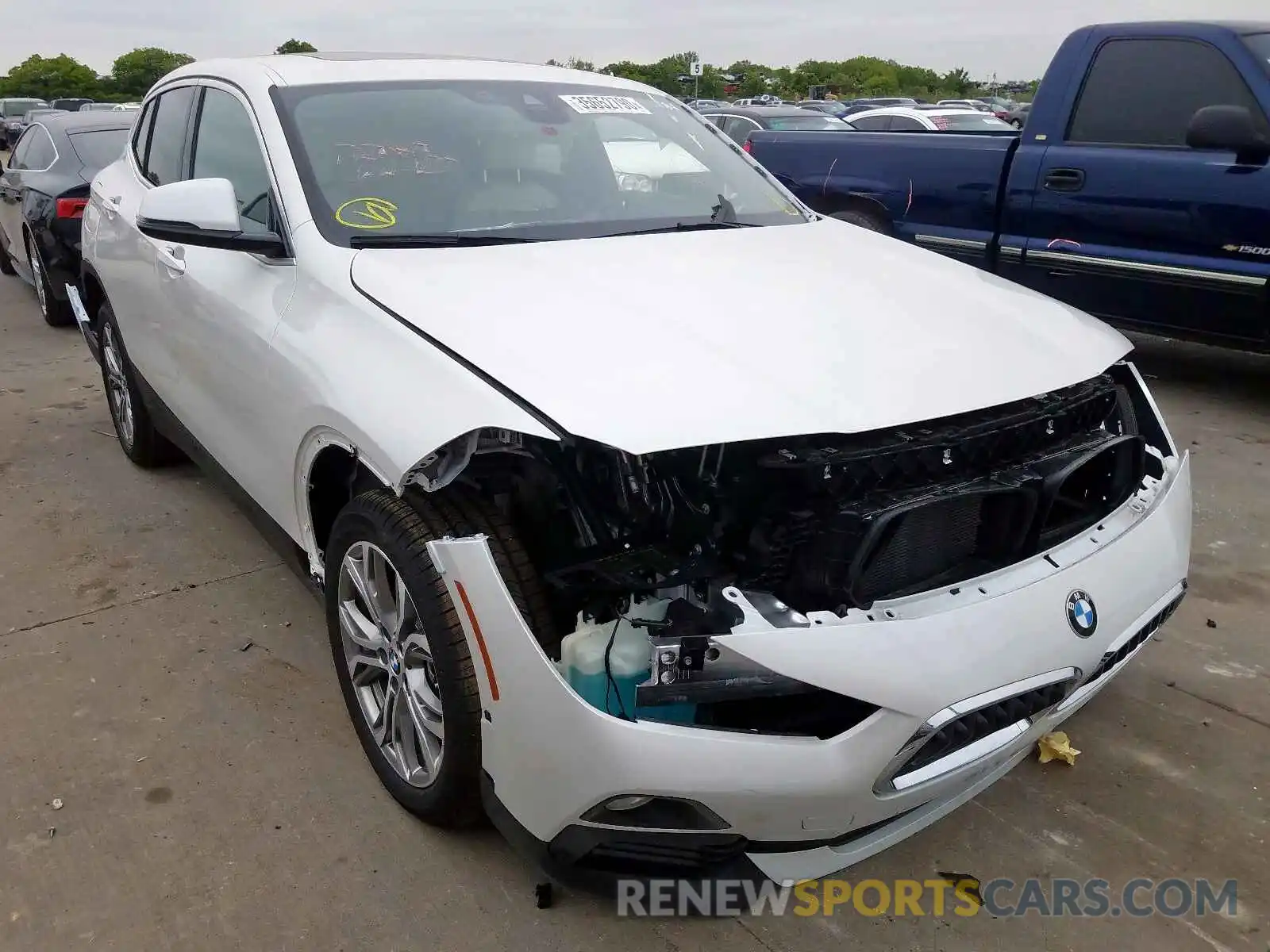1 Фотография поврежденного автомобиля WBXYJ1C09L5P49830 BMW X2 2020
