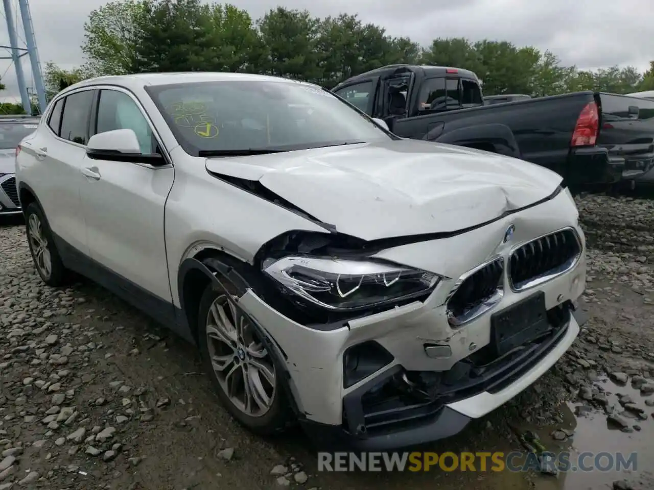 1 Photograph of a damaged car WBXYJ1C09L5P62013 BMW X2 2020