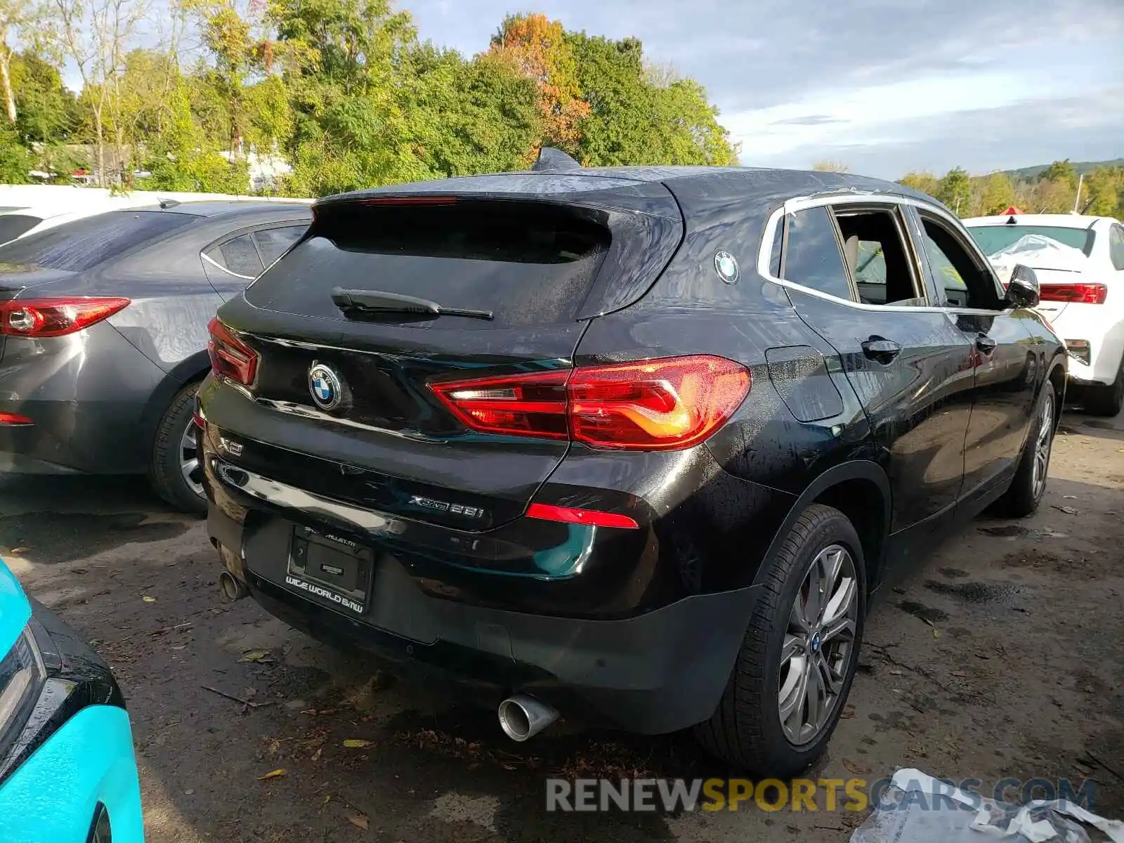 4 Photograph of a damaged car WBXYJ1C09L5P75957 BMW X2 2020