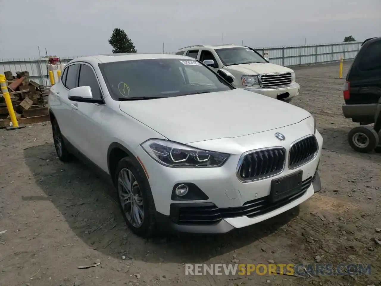 1 Photograph of a damaged car WBXYJ1C0XL5R10413 BMW X2 2020