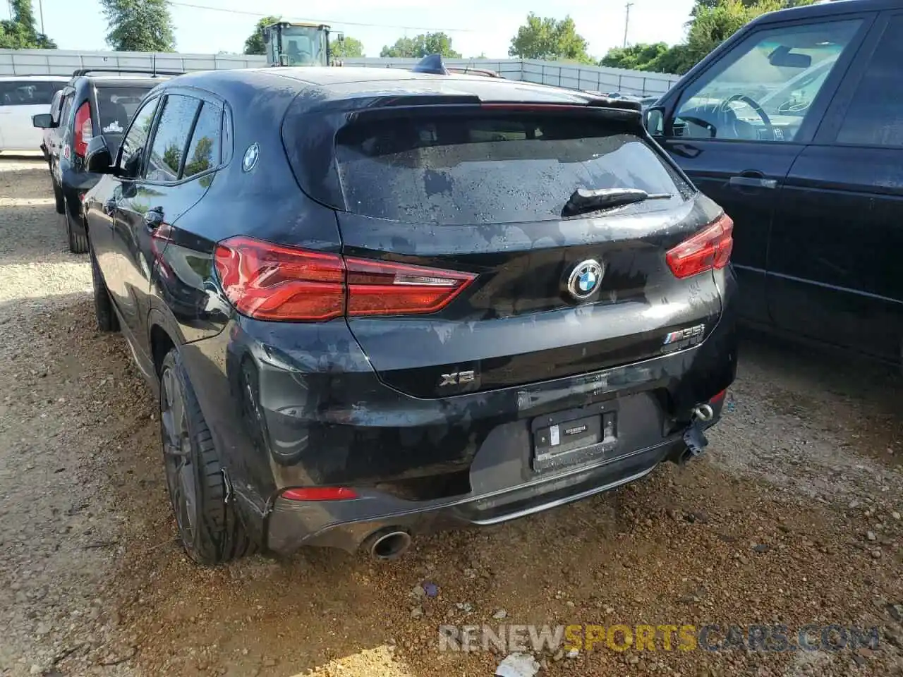 3 Photograph of a damaged car WBXYN1C03L5R14386 BMW X2 2020