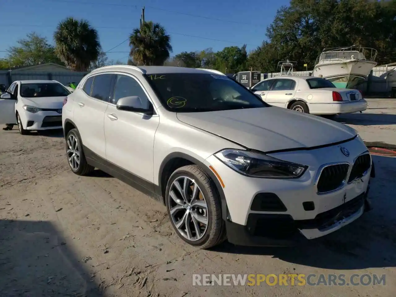 1 Photograph of a damaged car WBXYH9C01M5S47115 BMW X2 2021