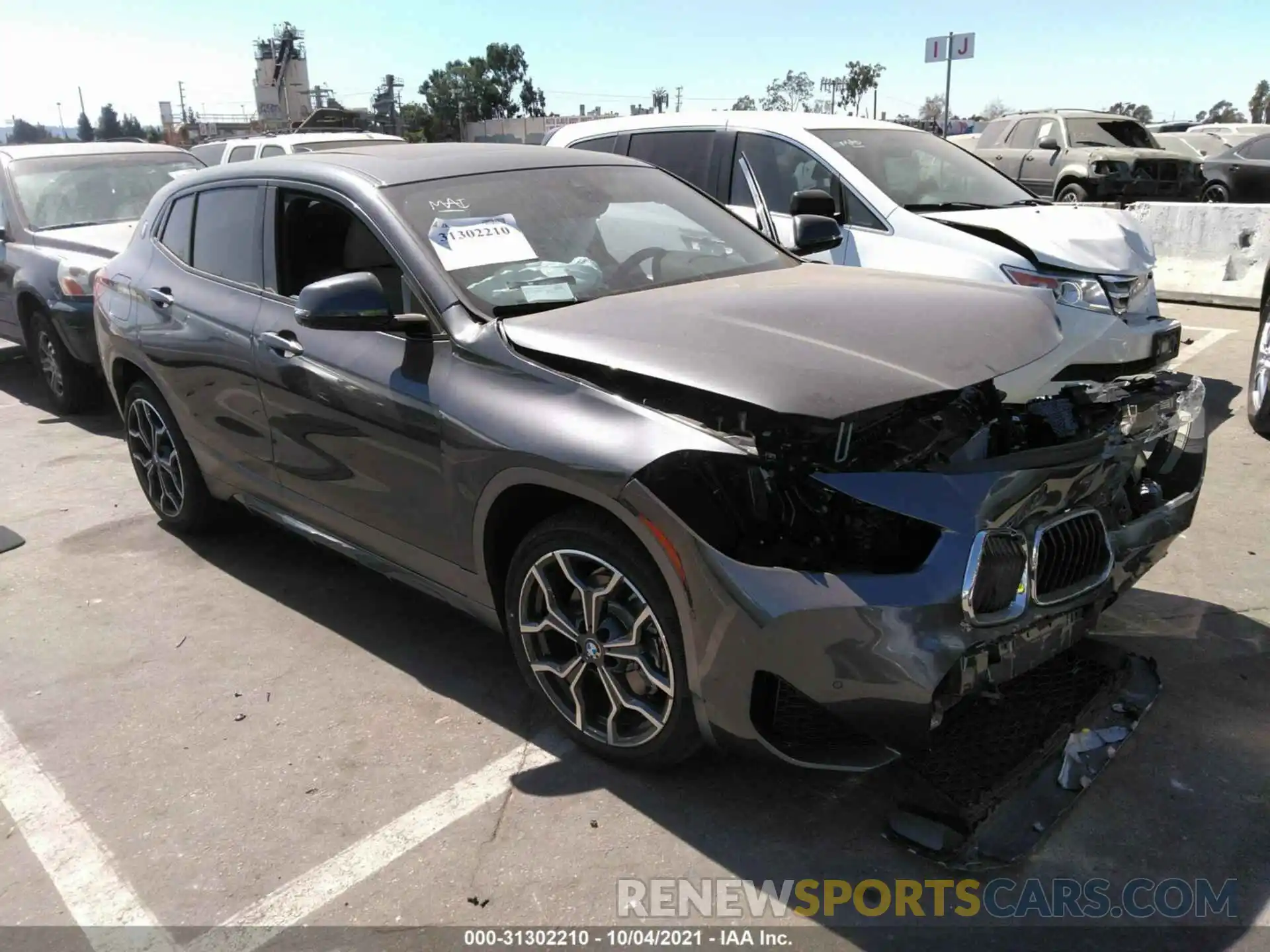 1 Photograph of a damaged car WBXYH9C03M5T04348 BMW X2 2021