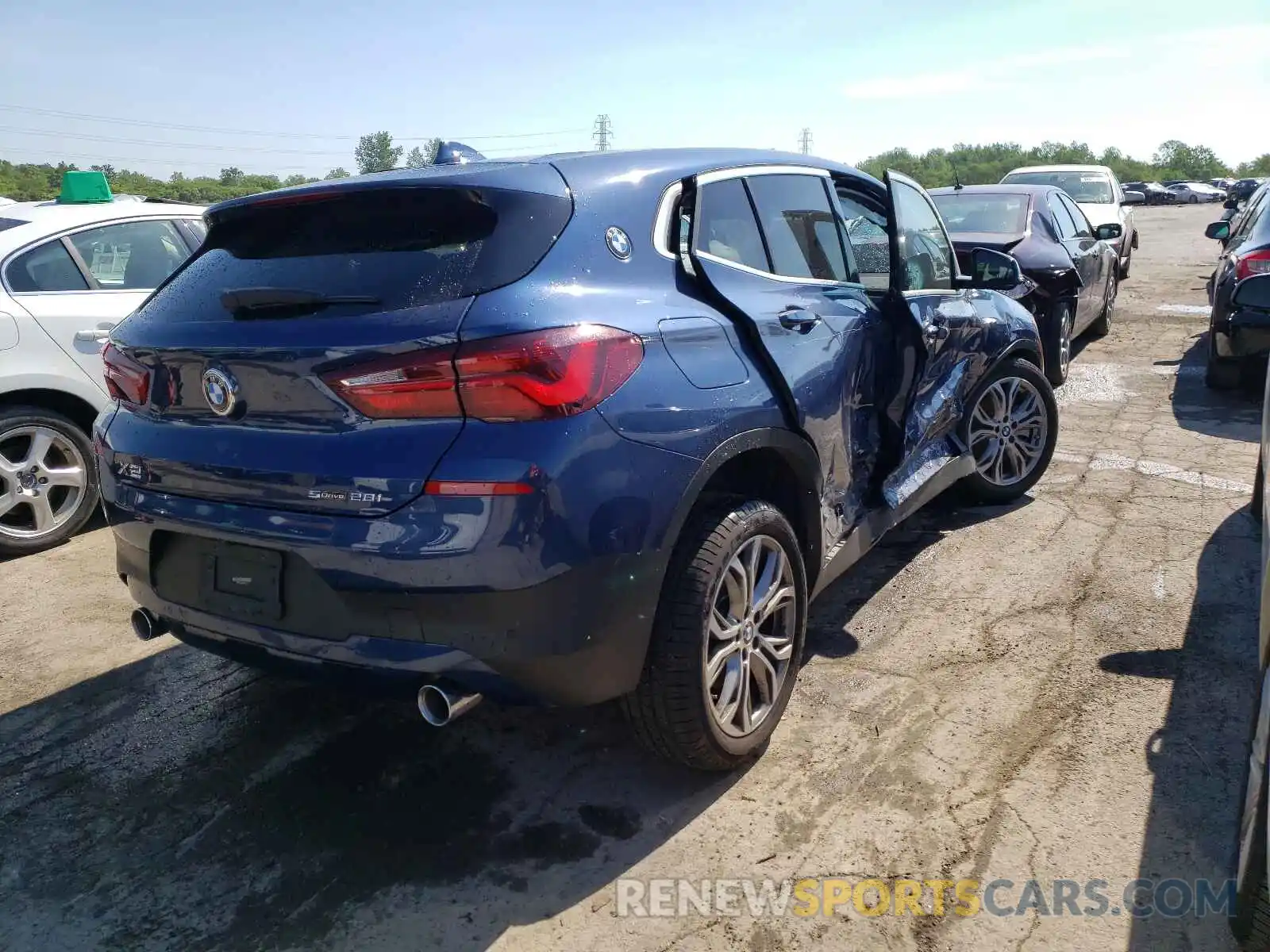 4 Photograph of a damaged car WBXYH9C05M5S21438 BMW X2 2021