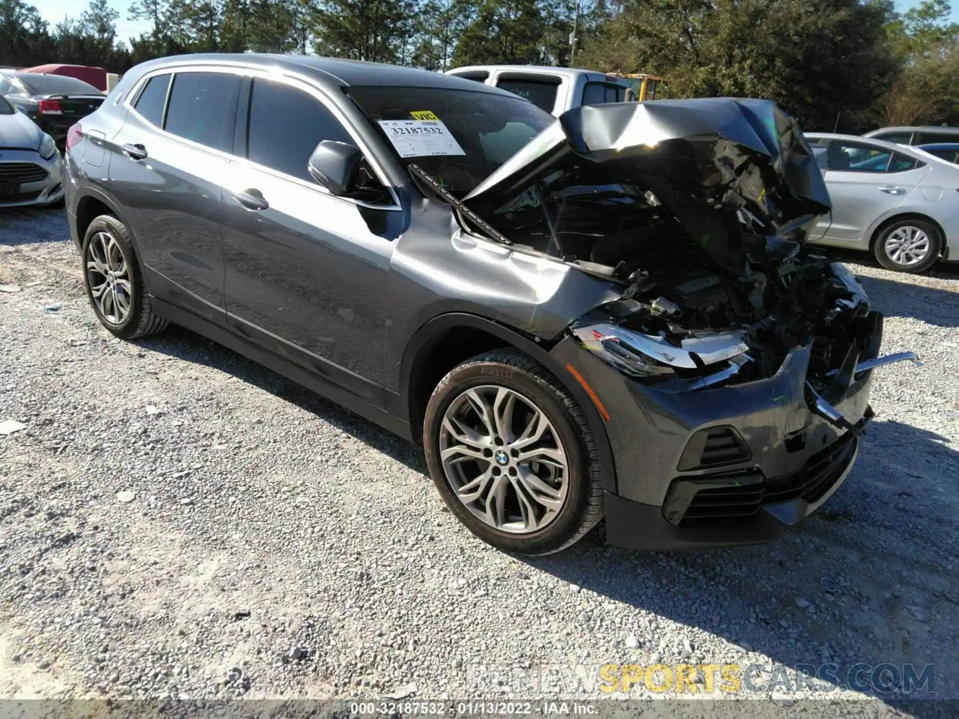 1 Photograph of a damaged car WBXYH9C07M5S48608 BMW X2 2021