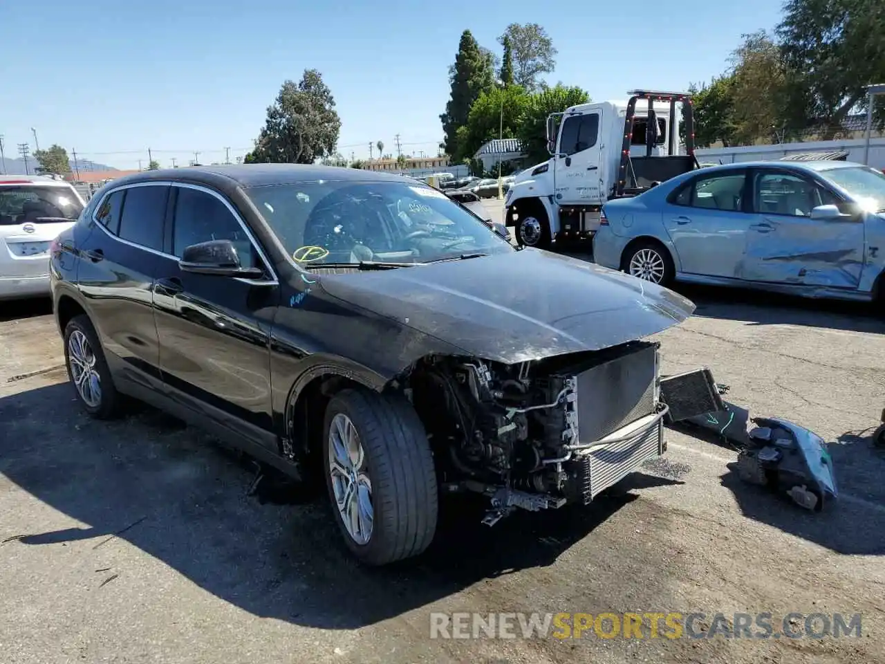 1 Photograph of a damaged car WBXYH9C09M5S79584 BMW X2 2021