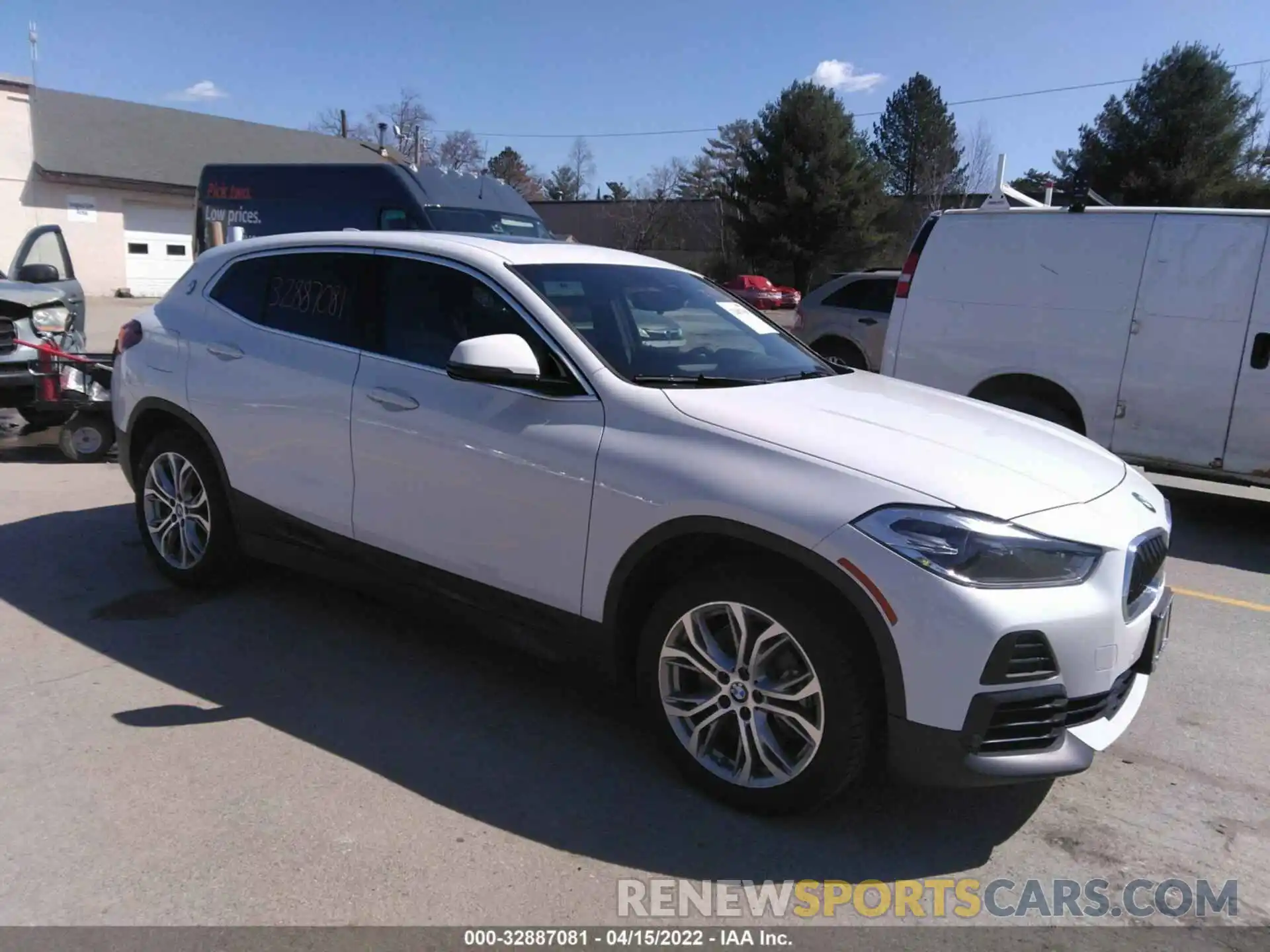 1 Photograph of a damaged car WBXYJ1C06M5S17517 BMW X2 2021