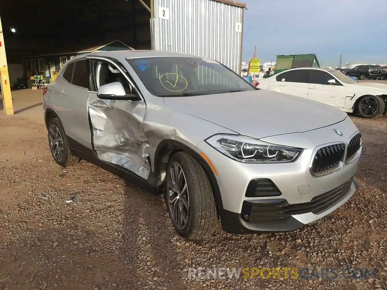 1 Photograph of a damaged car WBXYH9C01N5U33190 BMW X2 2022