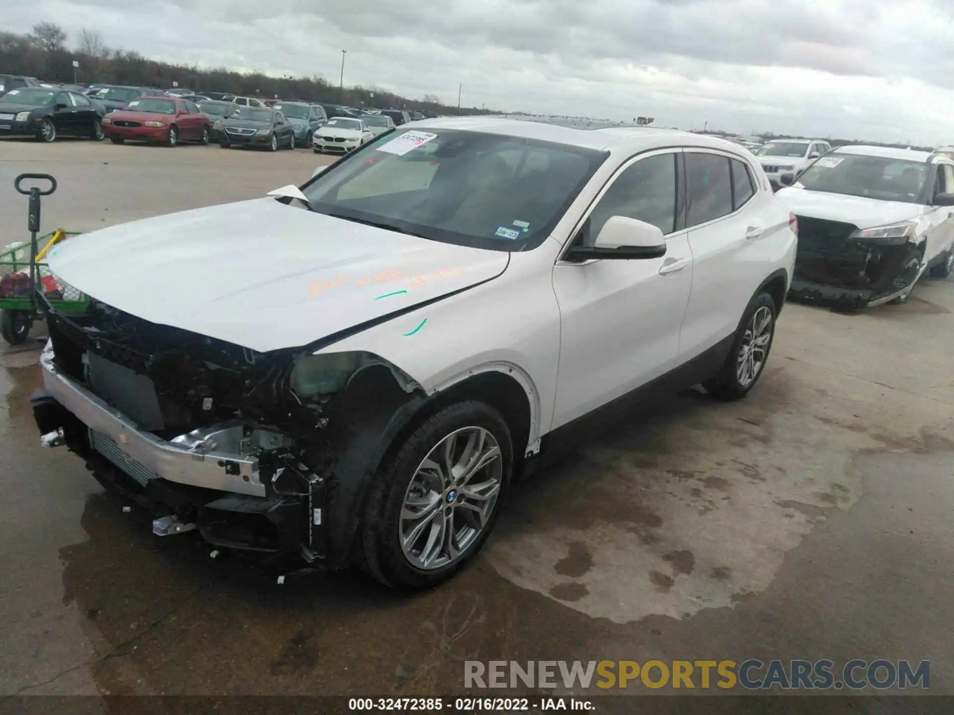 2 Photograph of a damaged car WBXYH9C03N5U15628 BMW X2 2022