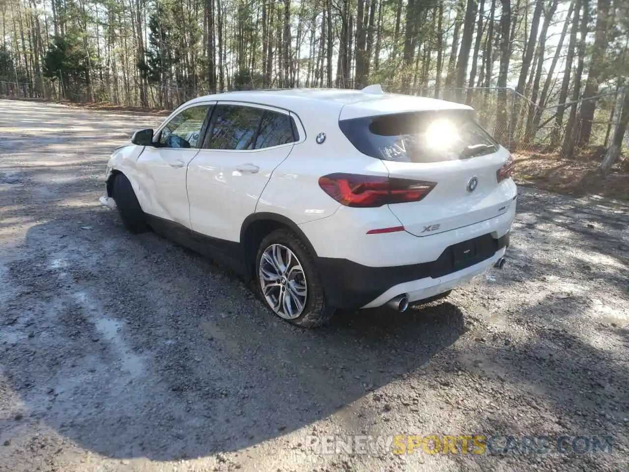 3 Photograph of a damaged car WBXYH9C04N5U12401 BMW X2 2022