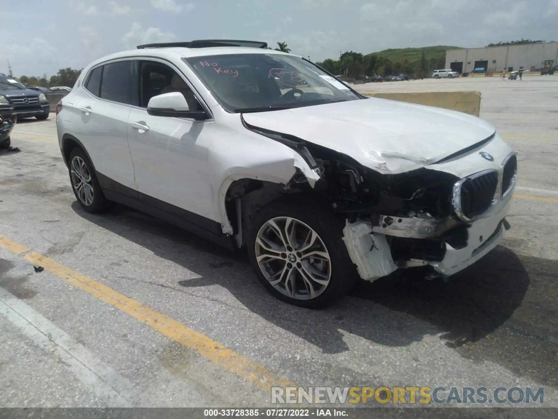 1 Photograph of a damaged car WBXYH9C07N5U15826 BMW X2 2022