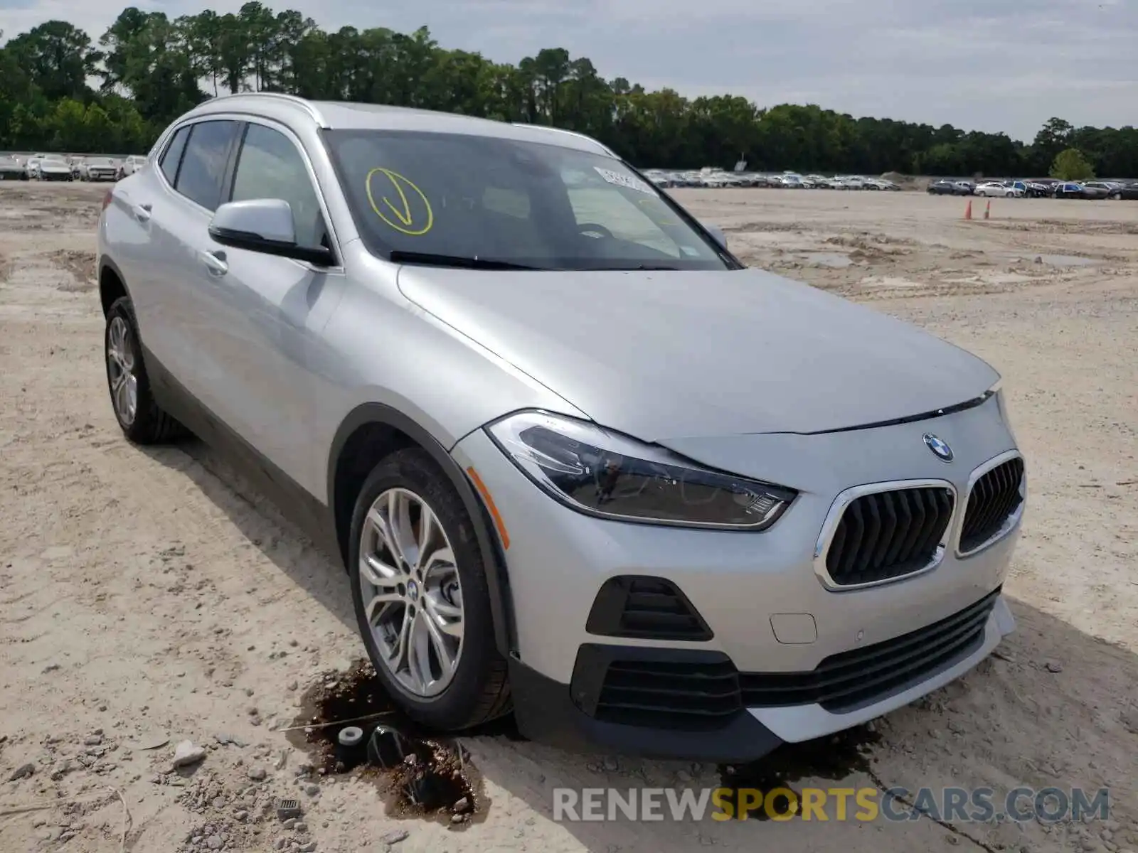 1 Photograph of a damaged car WBXYH9C08N5T69424 BMW X2 2022