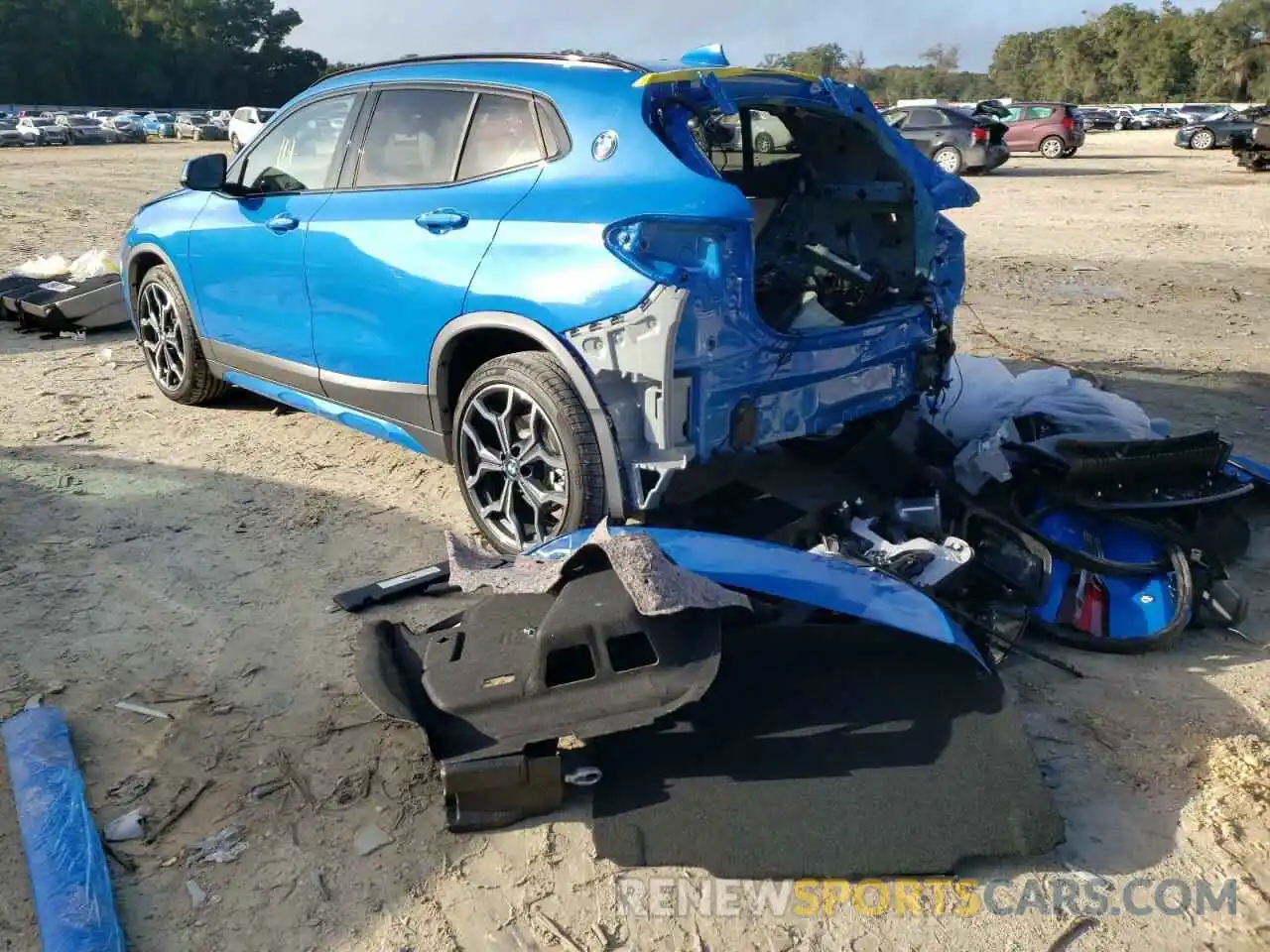 3 Photograph of a damaged car WBXYH9C09N5T68900 BMW X2 2022