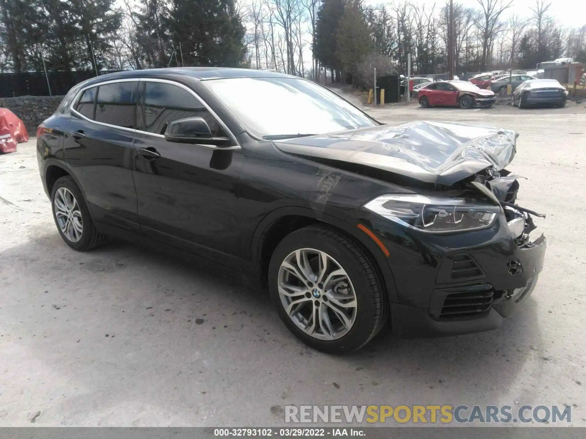 1 Photograph of a damaged car WBXYJ1C00N5U33316 BMW X2 2022