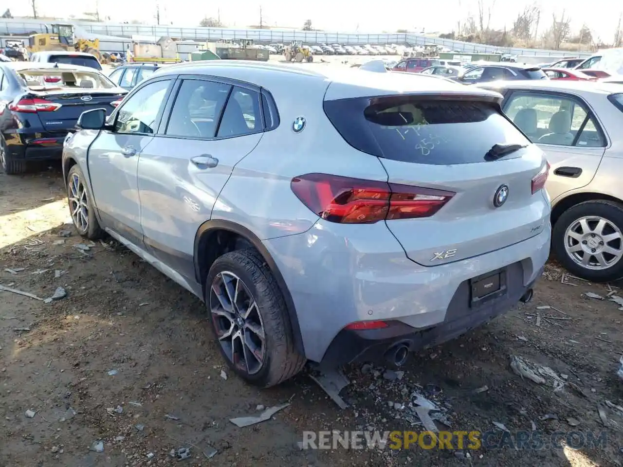 3 Photograph of a damaged car WBXYJ1C01N5T59324 BMW X2 2022