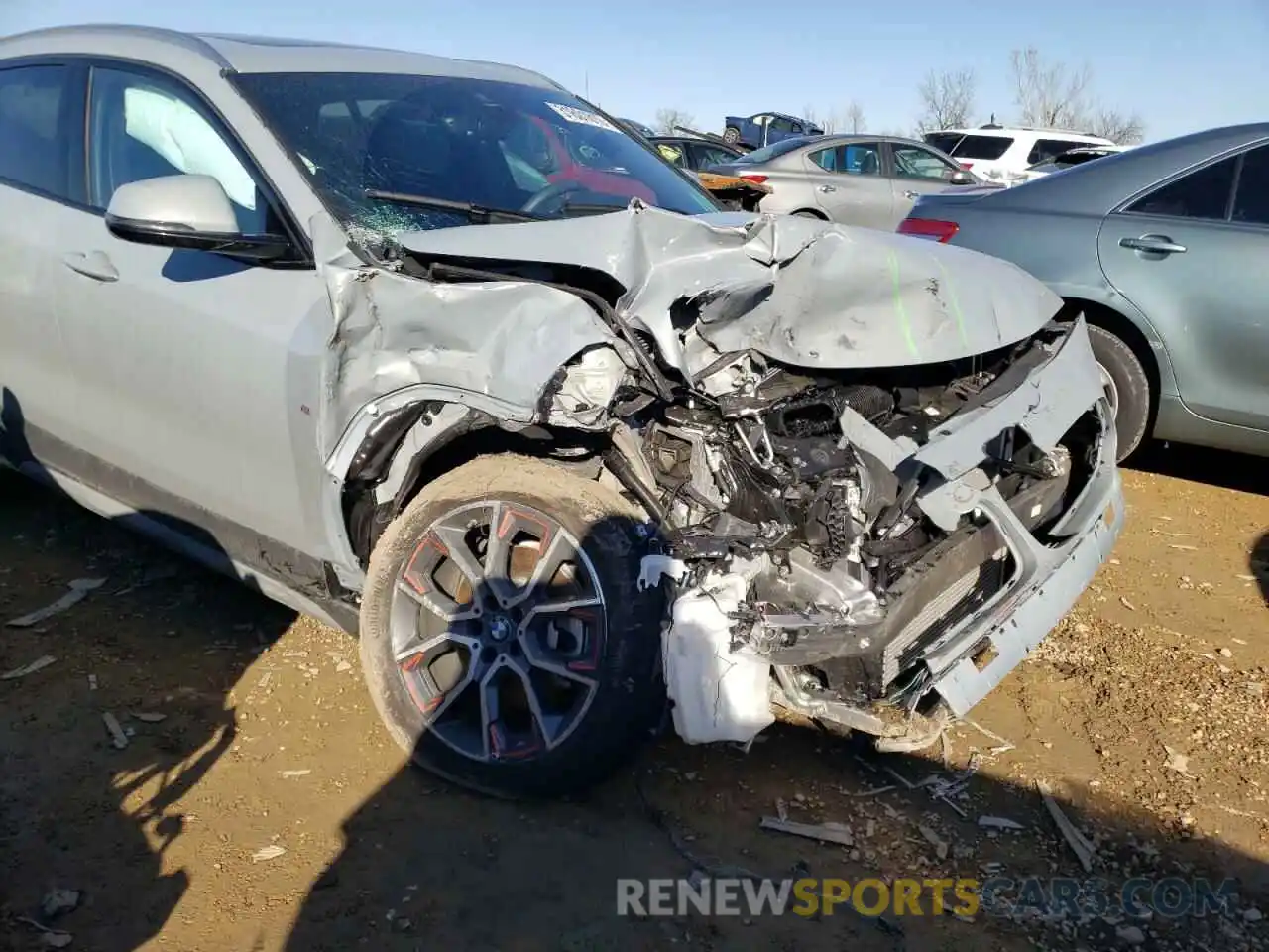 9 Photograph of a damaged car WBXYJ1C01N5T59324 BMW X2 2022