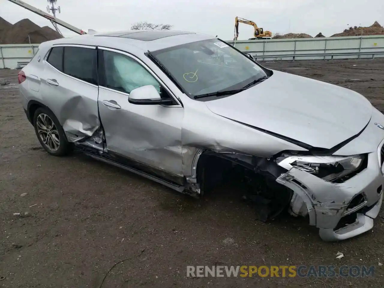 9 Photograph of a damaged car WBXYJ1C0XN5T66644 BMW X2 2022