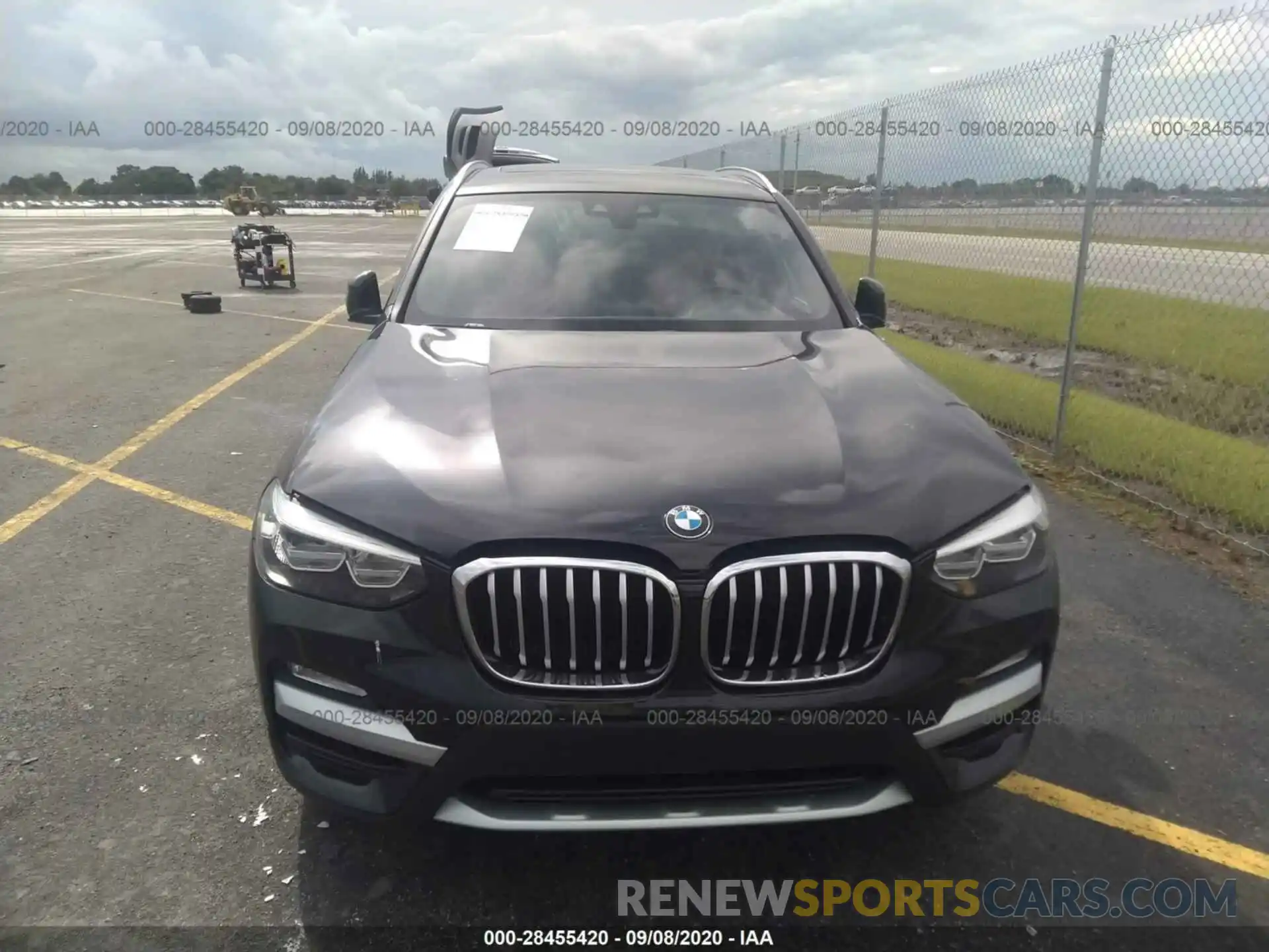 6 Photograph of a damaged car 5UXTR7C50KLF23685 BMW X3 2019