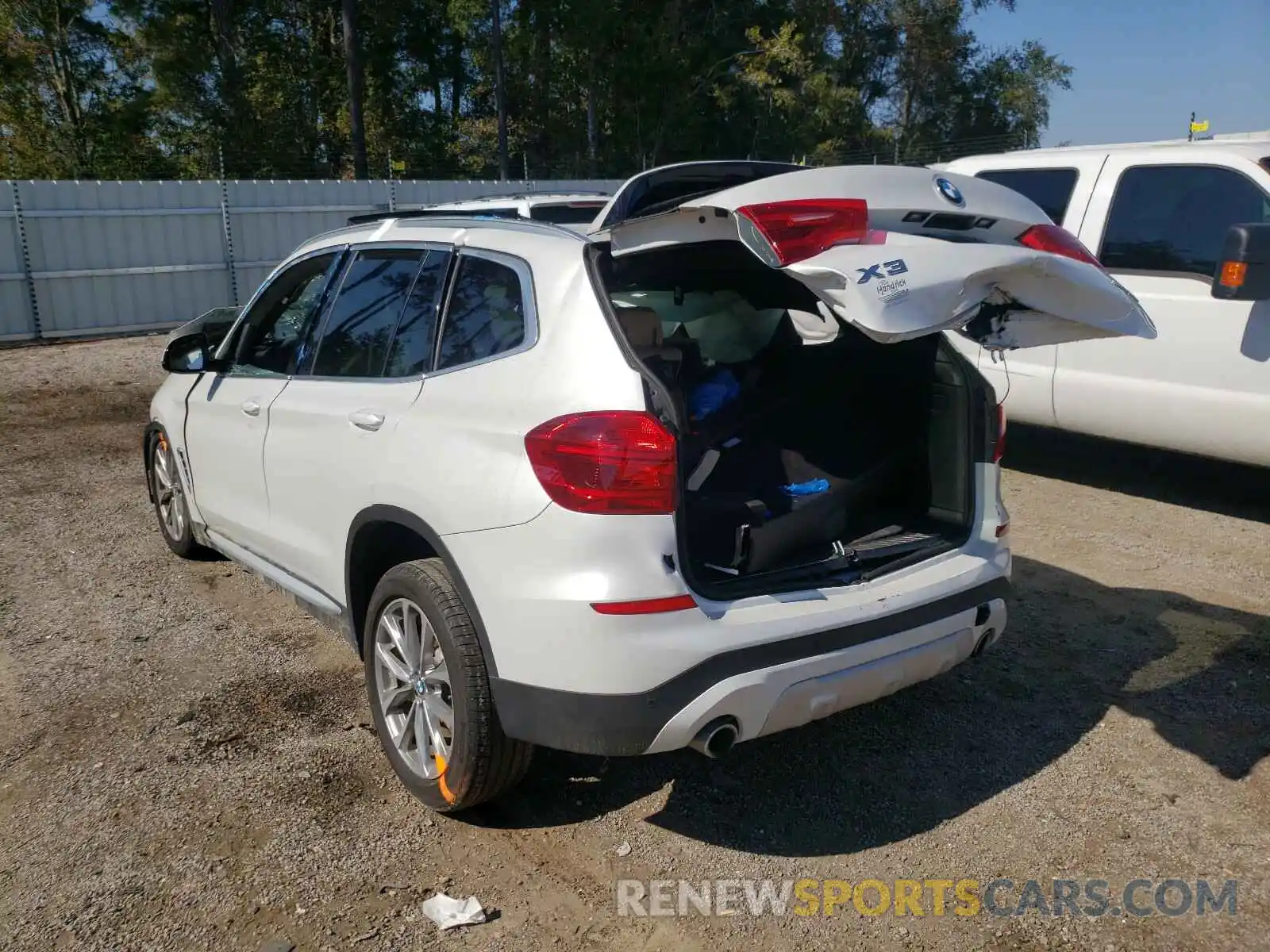 3 Photograph of a damaged car 5UXTR7C50KLF23914 BMW X3 2019