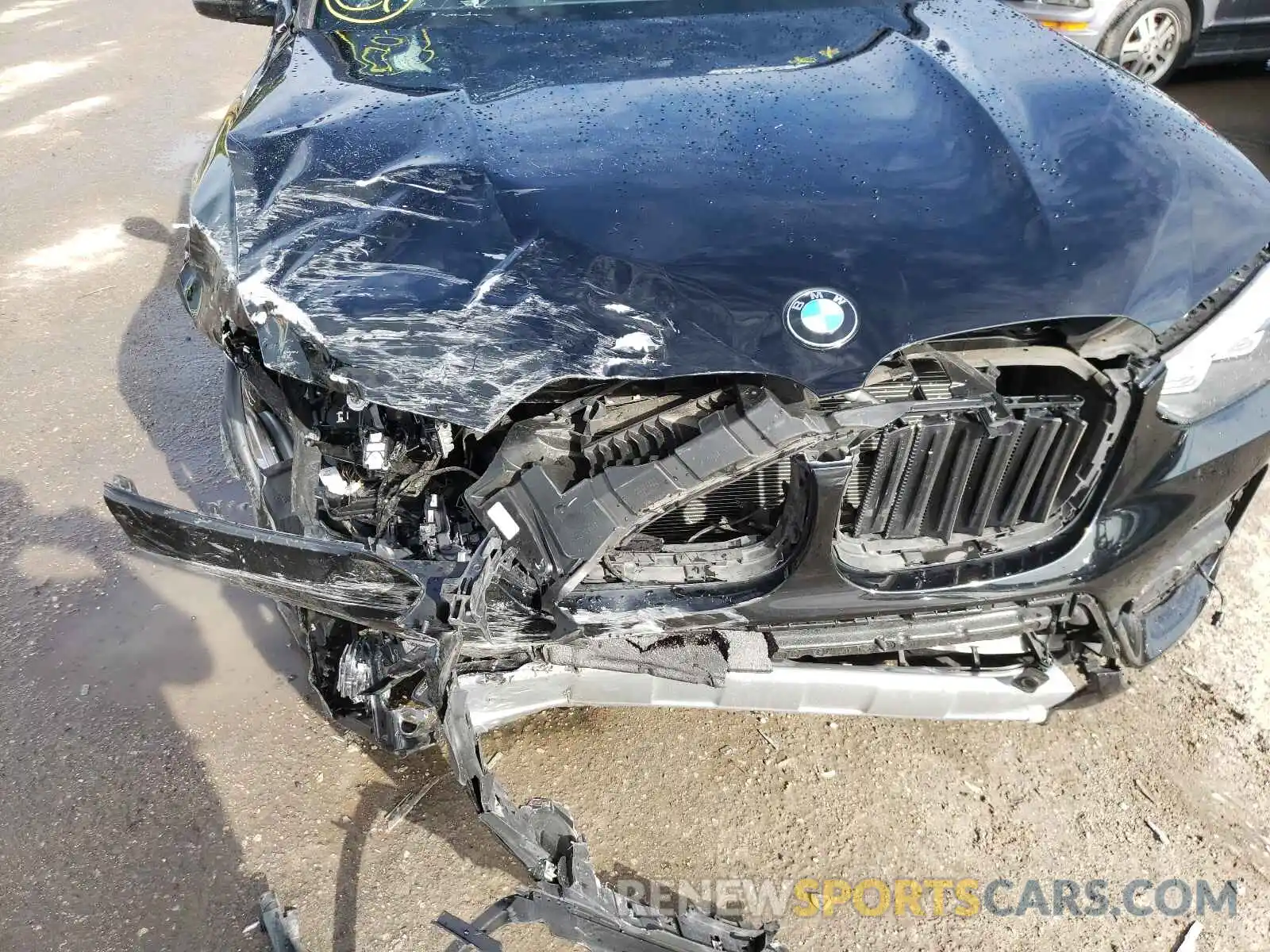 9 Photograph of a damaged car 5UXTR7C50KLF23945 BMW X3 2019