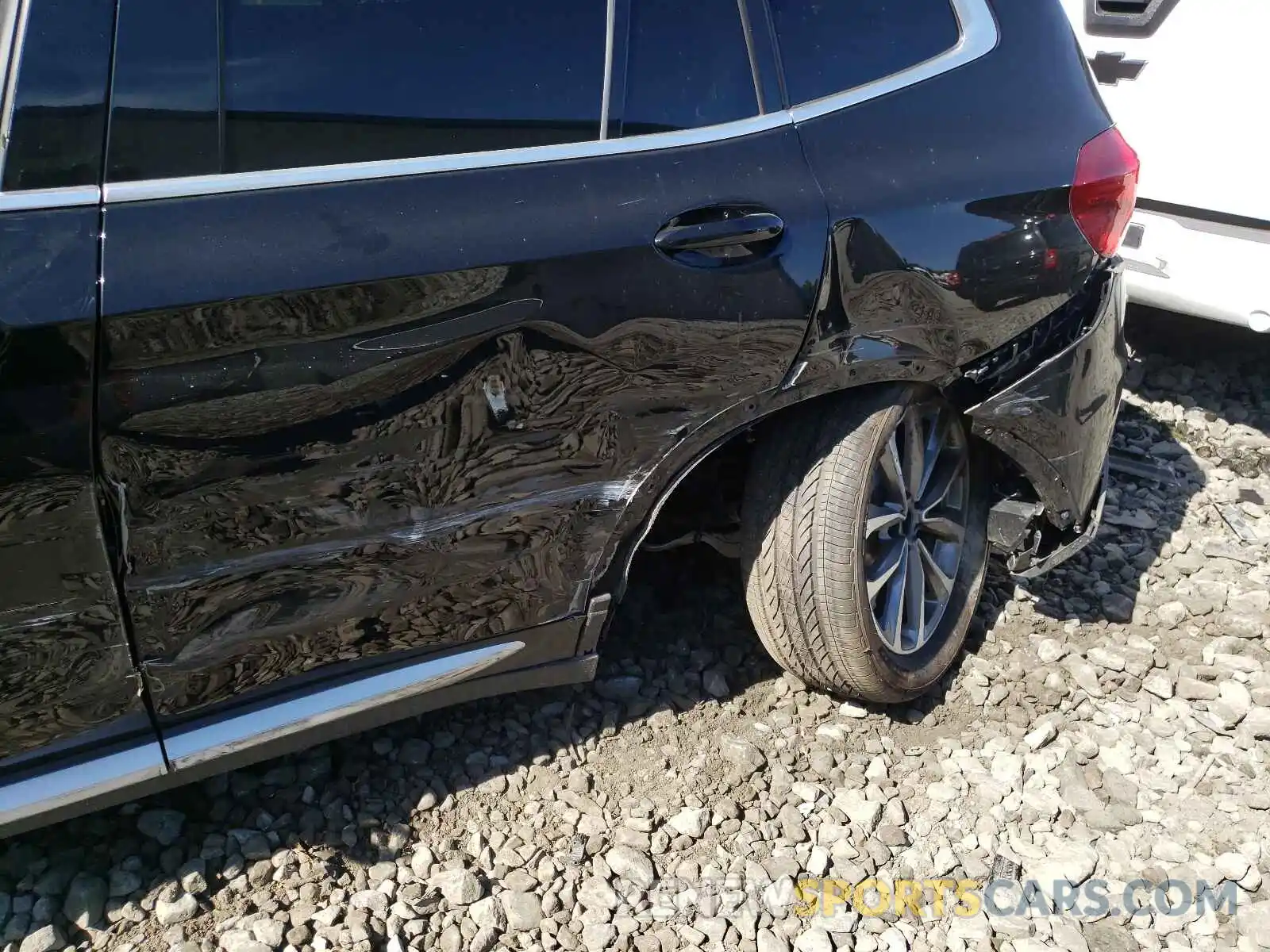 9 Photograph of a damaged car 5UXTR7C50KLF25386 BMW X3 2019