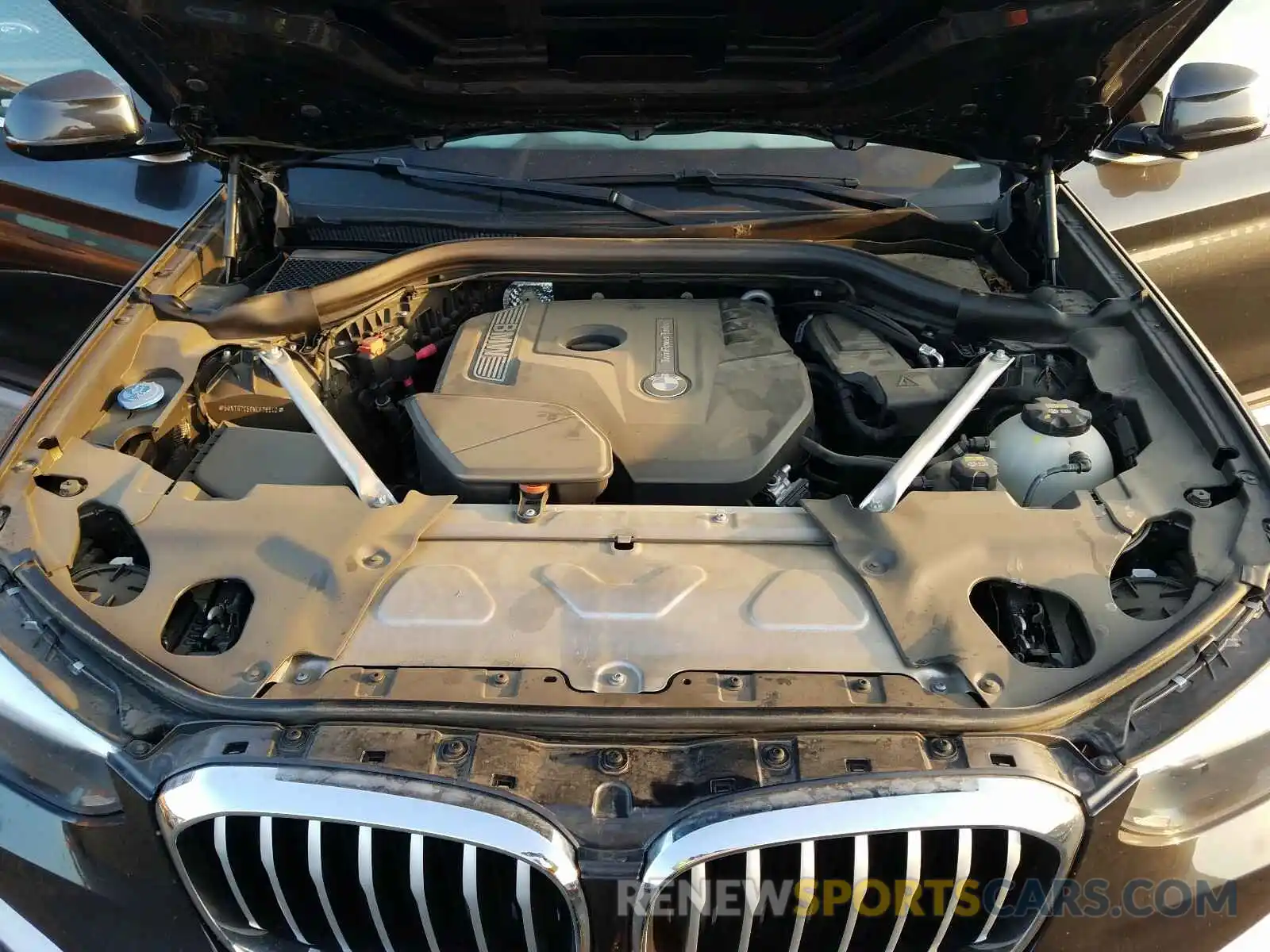 7 Photograph of a damaged car 5UXTR7C50KLF26540 BMW X3 2019