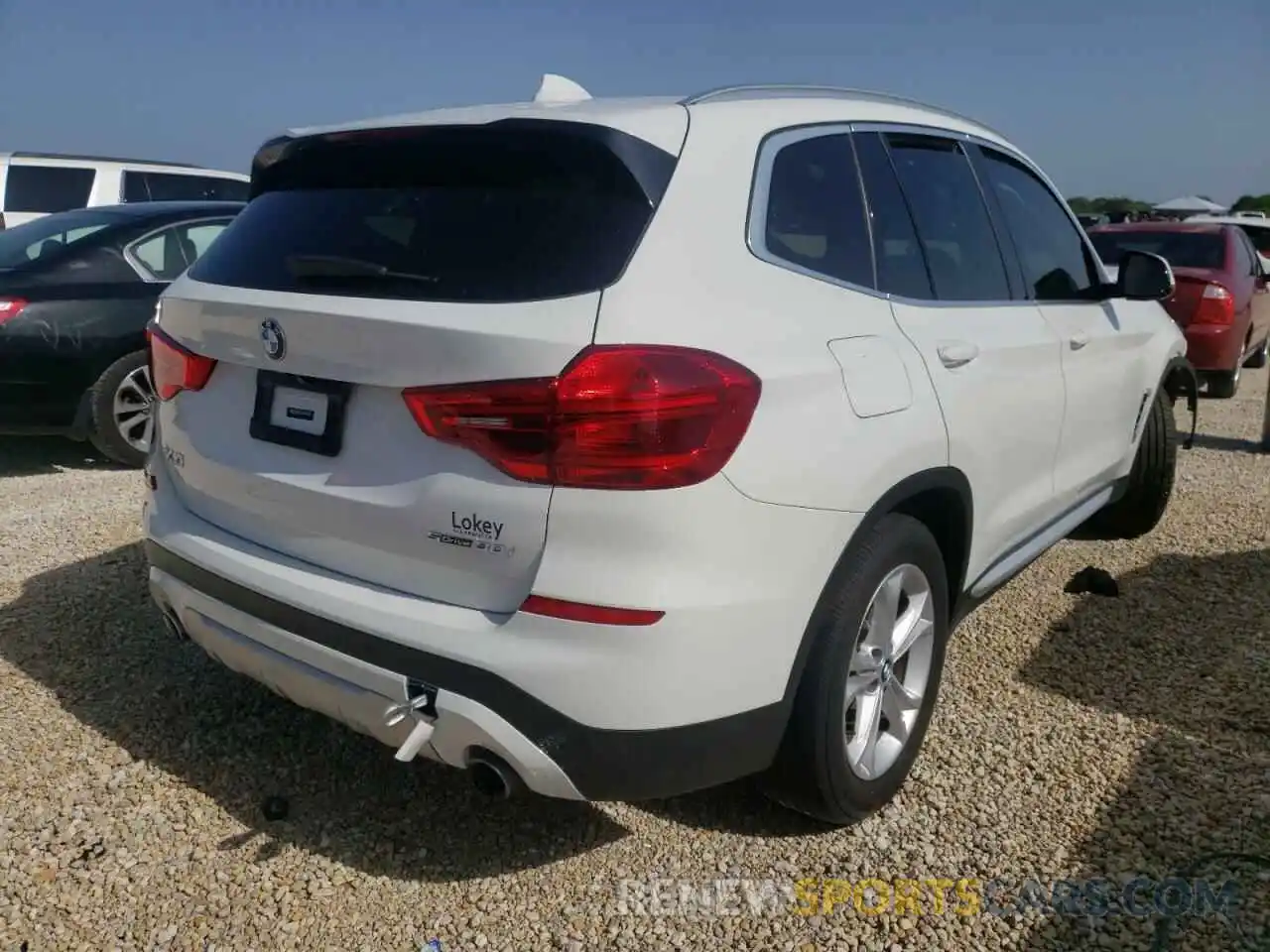 4 Фотография поврежденного автомобиля 5UXTR7C50KLF27039 BMW X3 2019