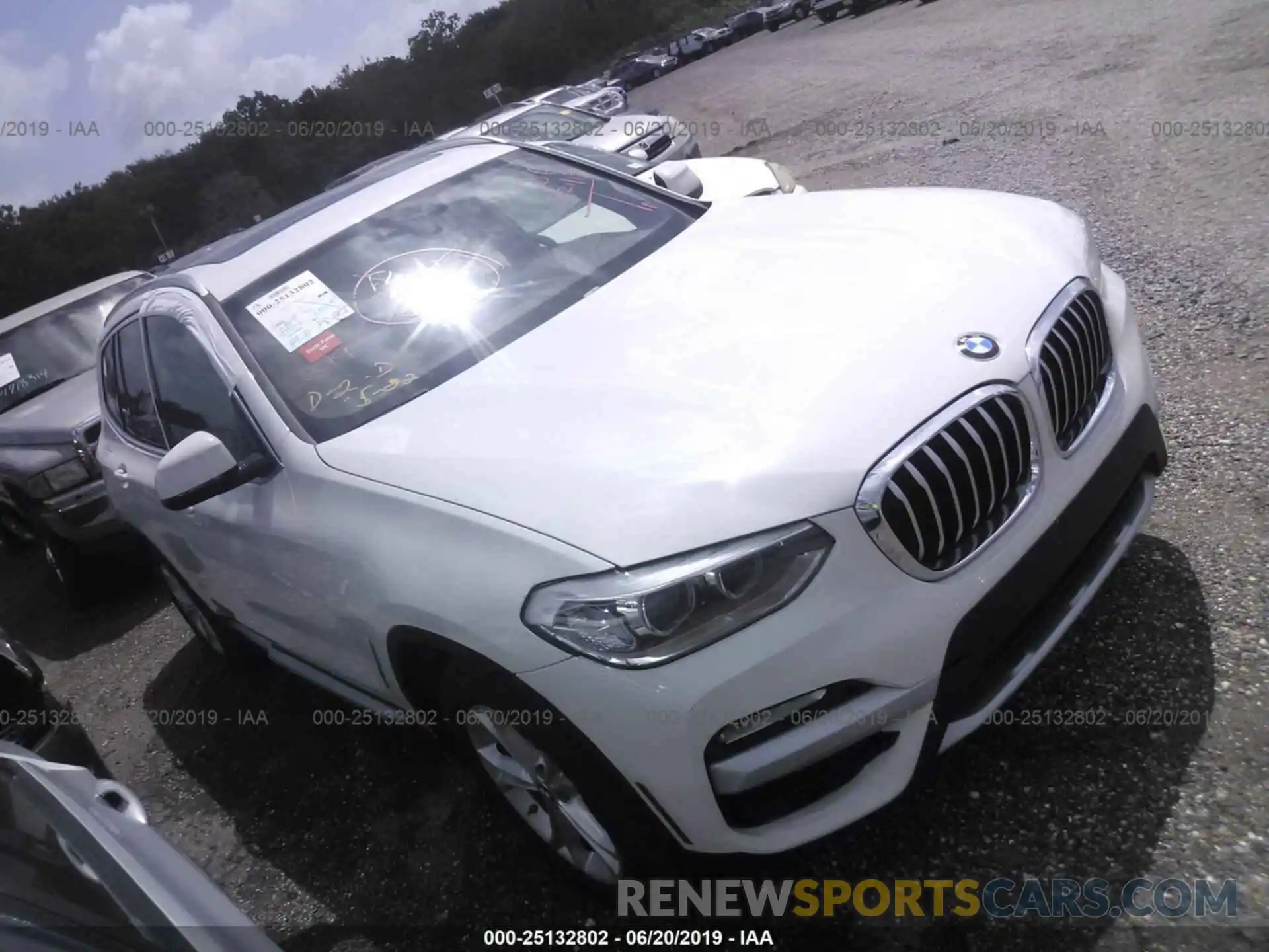 1 Photograph of a damaged car 5UXTR7C50KLF29194 BMW X3 2019