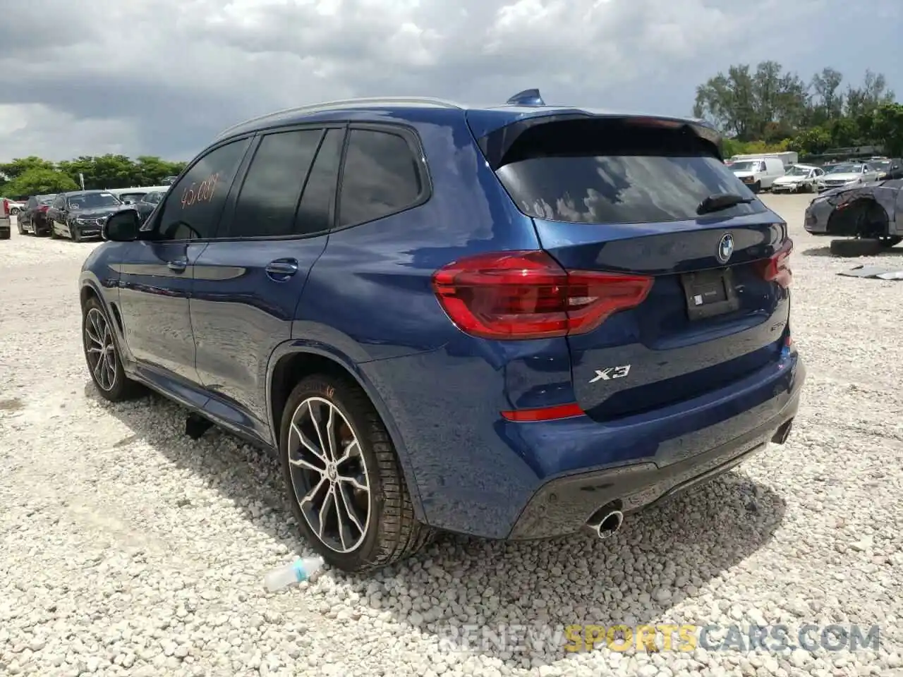 3 Photograph of a damaged car 5UXTR7C50KLF33634 BMW X3 2019