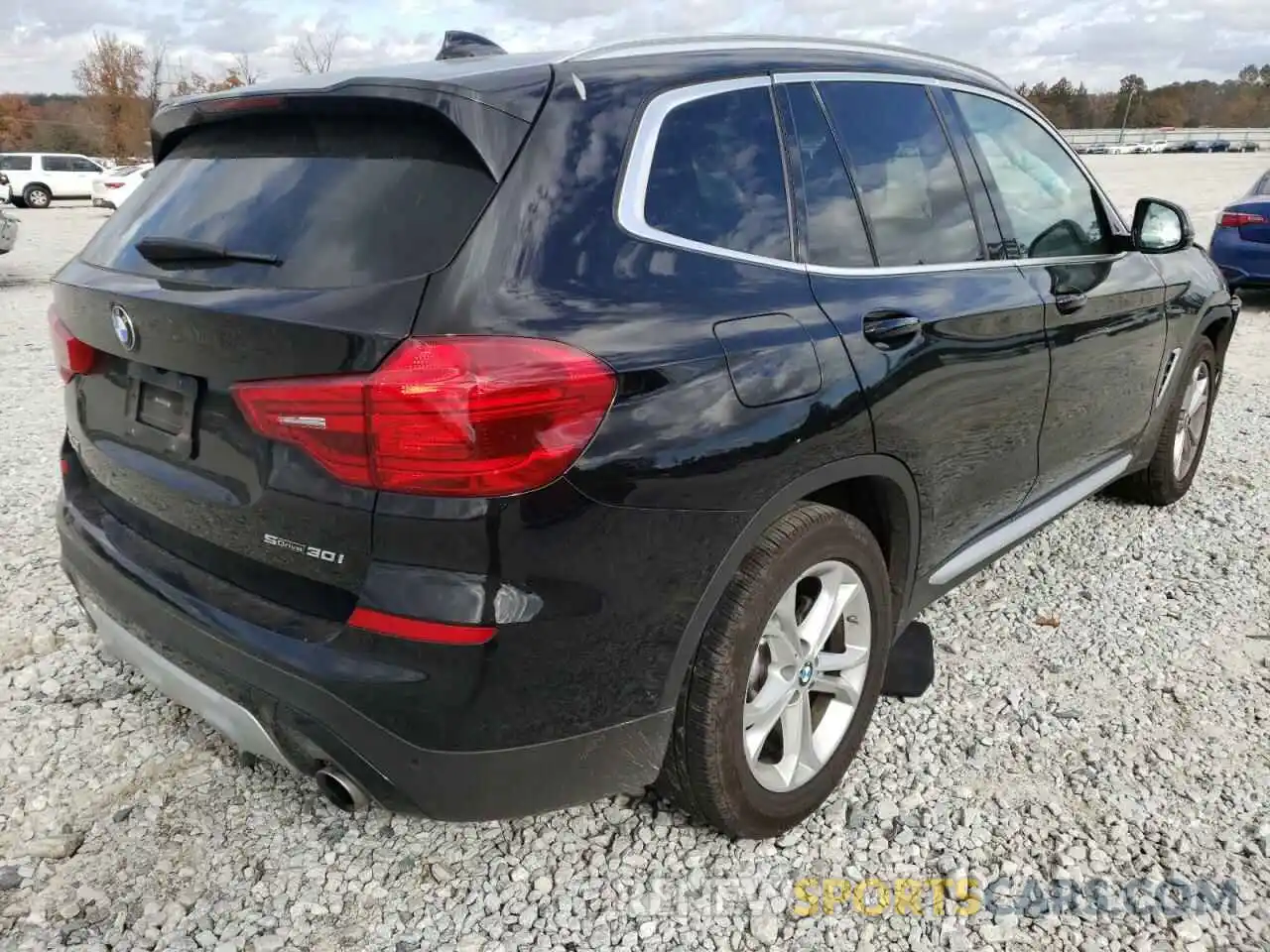 4 Фотография поврежденного автомобиля 5UXTR7C50KLF33732 BMW X3 2019