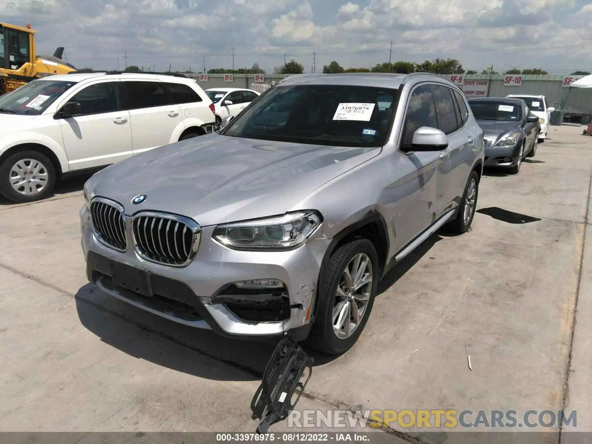 2 Фотография поврежденного автомобиля 5UXTR7C50KLF35576 BMW X3 2019